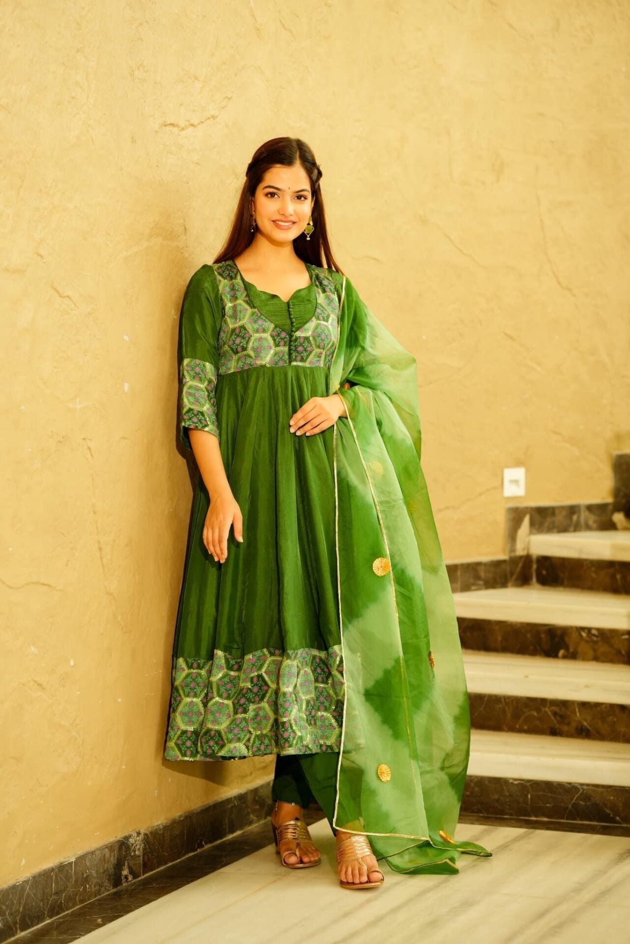 Idaho-o Seaweed Green Silk Embroidered Suit Set - view 2