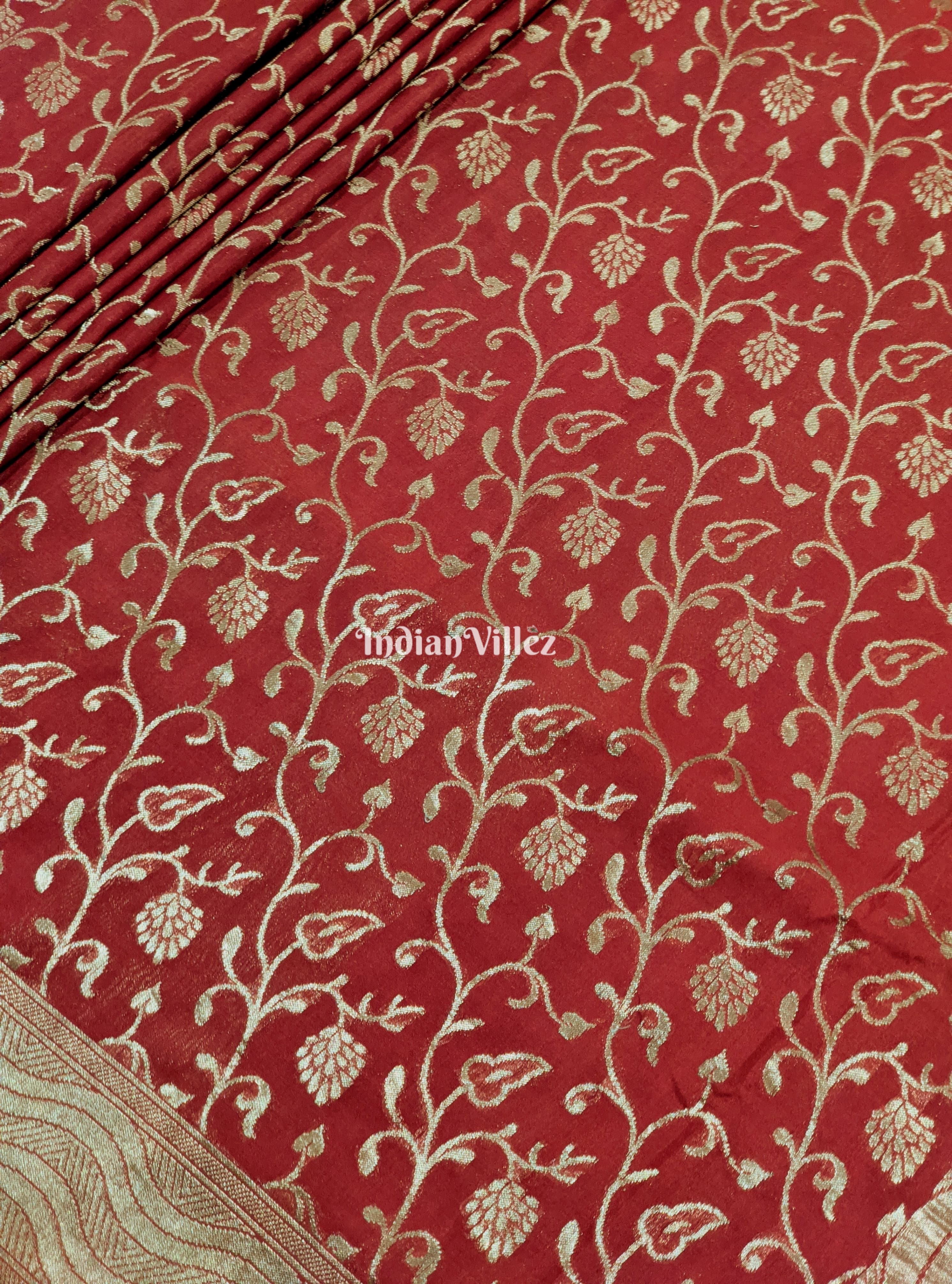 IndianVillèz Red-Copper Kadwa Jaal Handloom Banarasi Saree - view 3