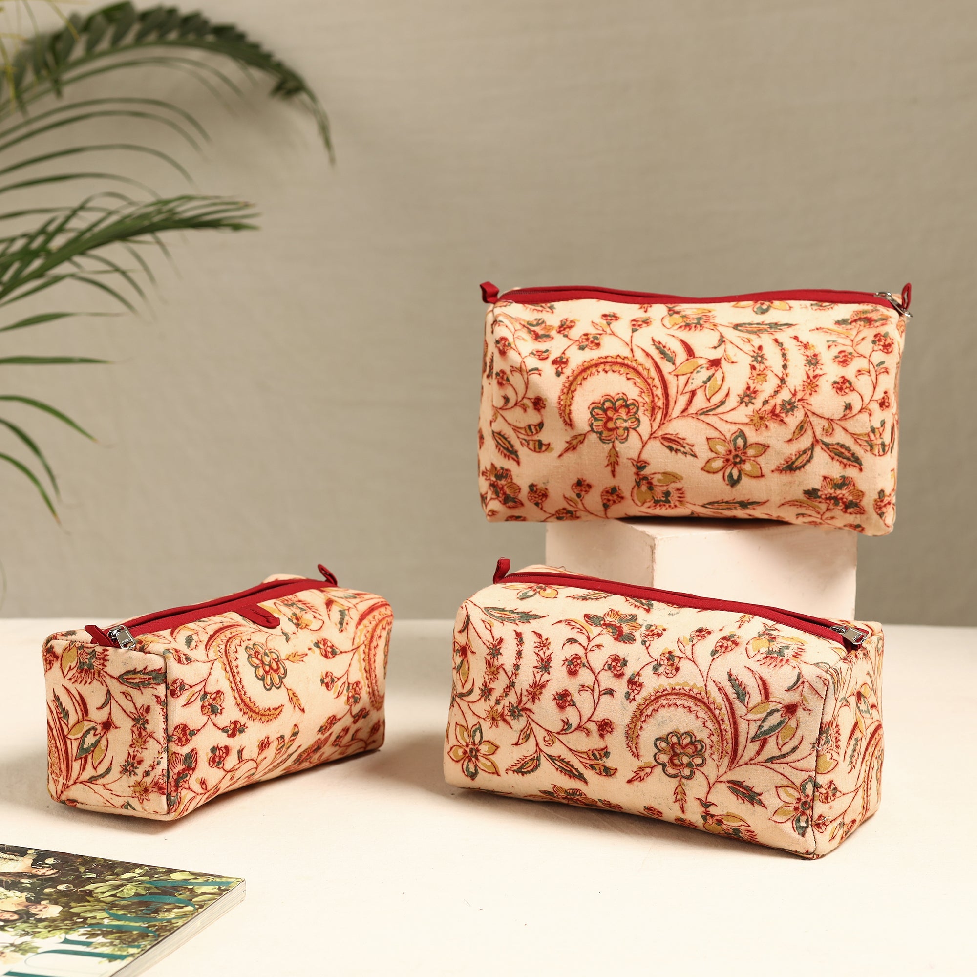 ITOKRI CRAFTS INITIATIVE Beige - Handmade Cotton Toiletry Bags (Set of 3) 14