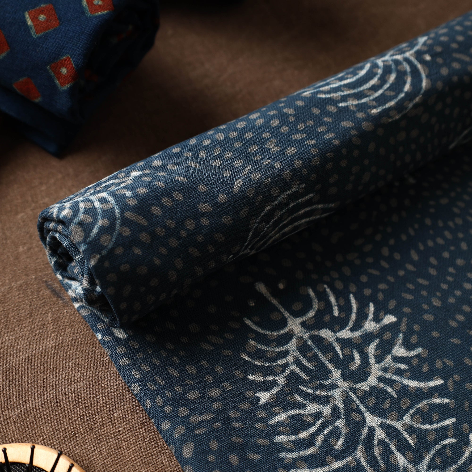 ITOKRI CRAFTS INITIATIVE Blue - Akola Block Printed Pure Handloom Cotton Towel - view 3