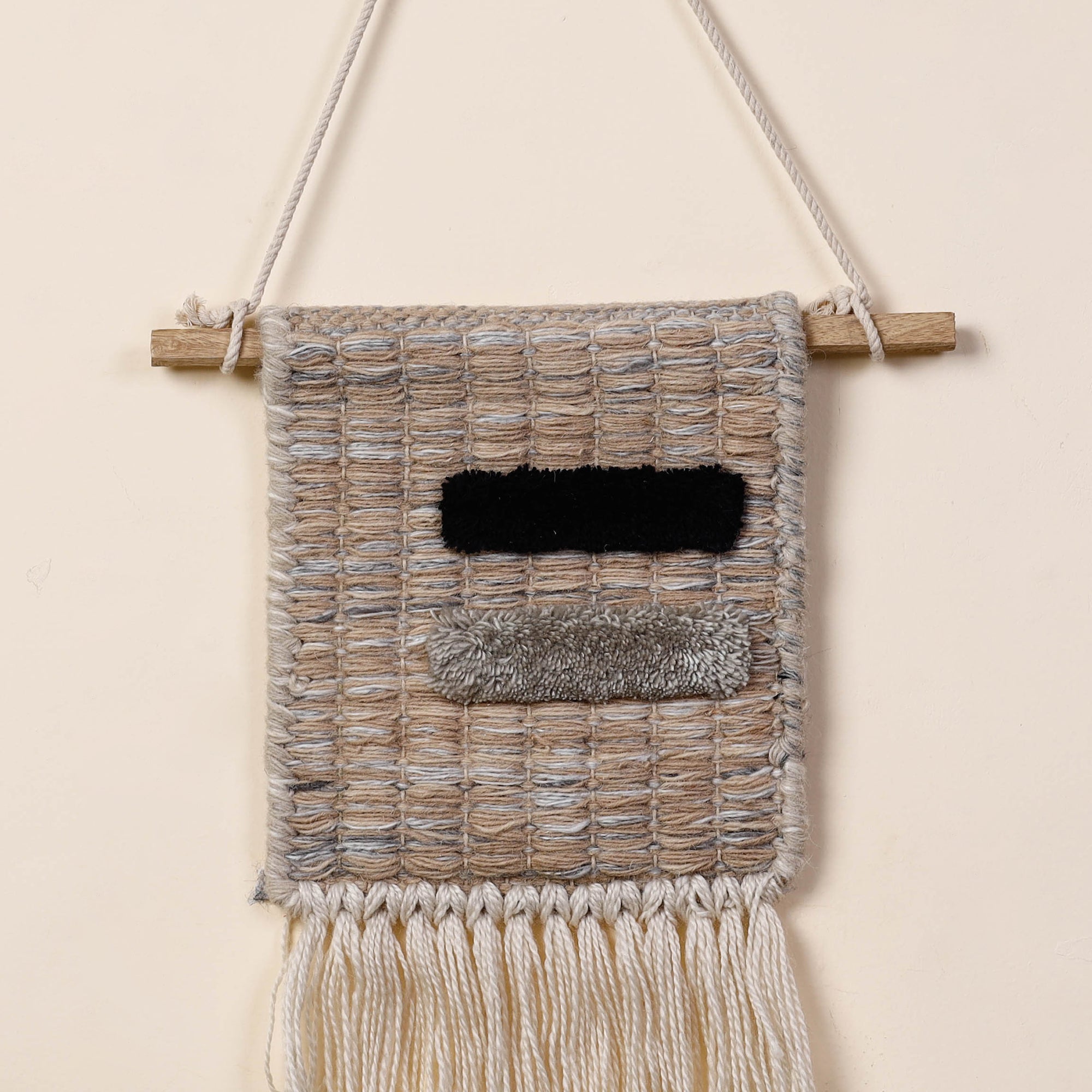 ITOKRI CRAFTS INITIATIVE Bhadohi Handwoven Wool Geometric Fringed Wall Hanging - view 2