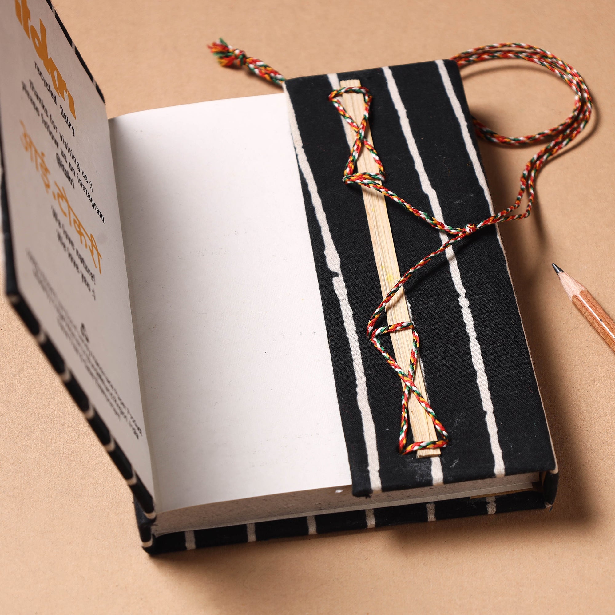 TARAGRAM Black - Fabric Cover Handmade Paper Notebook with Thread Lock - view 2