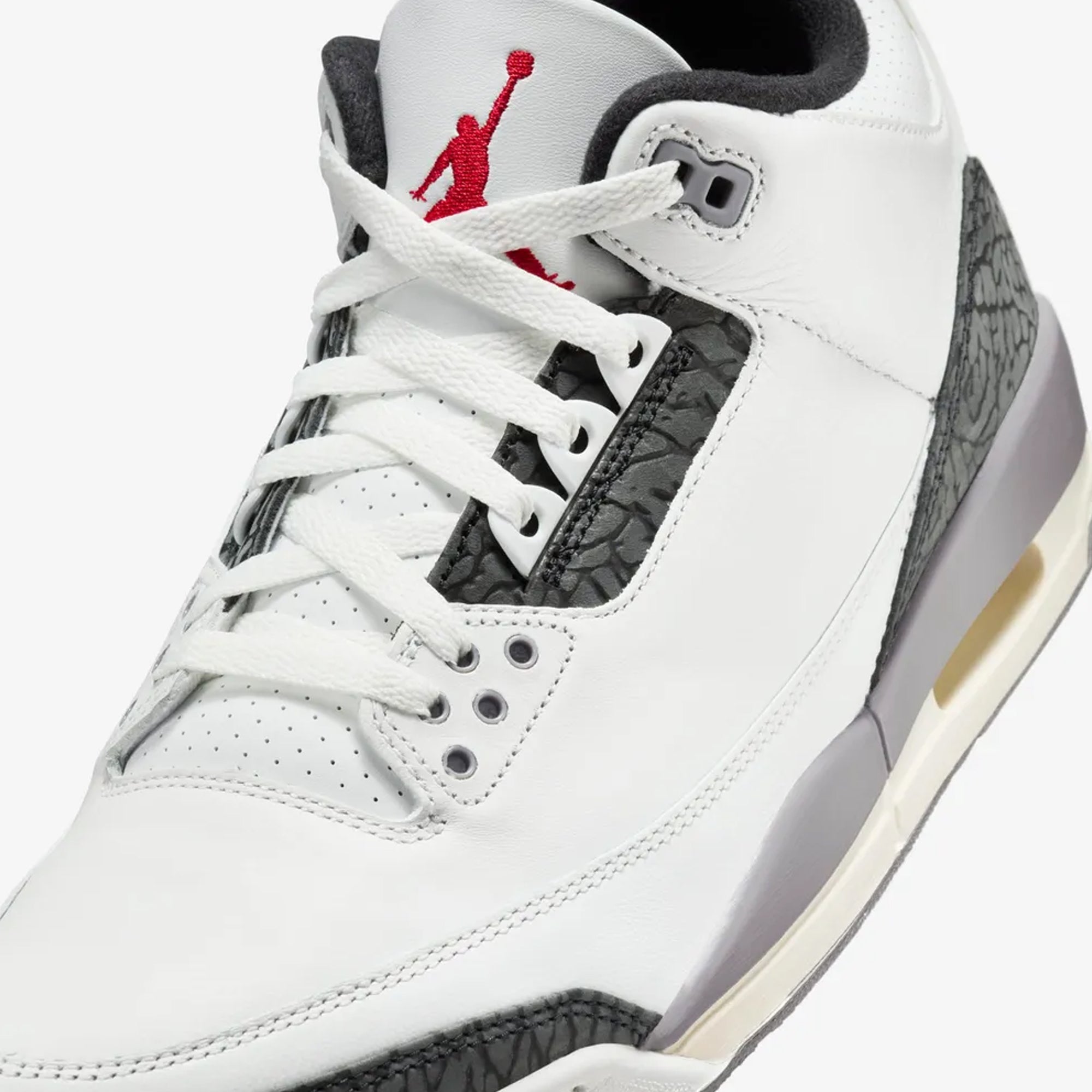 Jordan | Air Jordan 3 { "cement Grey" - view 5