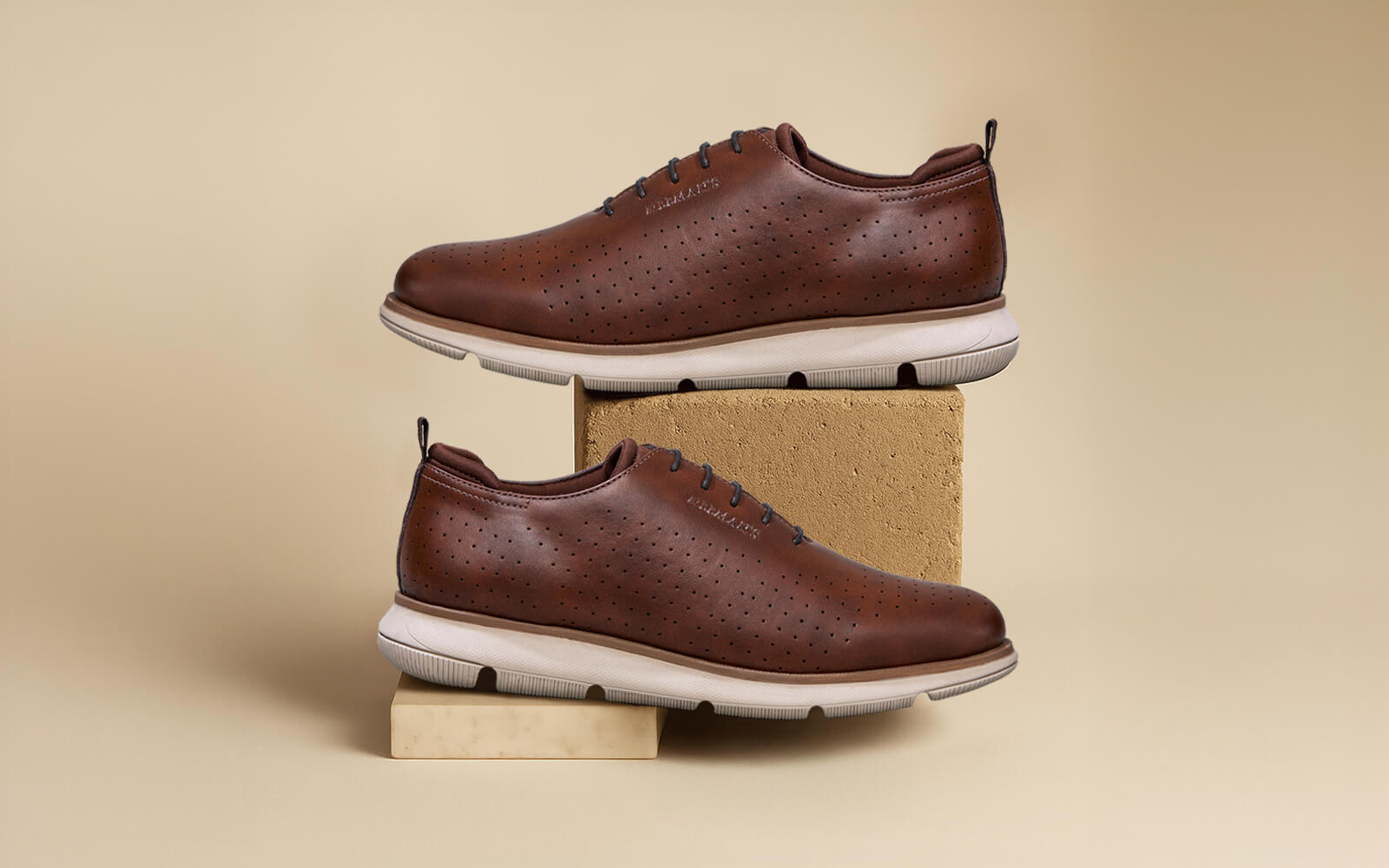 Neeman's Flexy Brogues : Brown - view 10