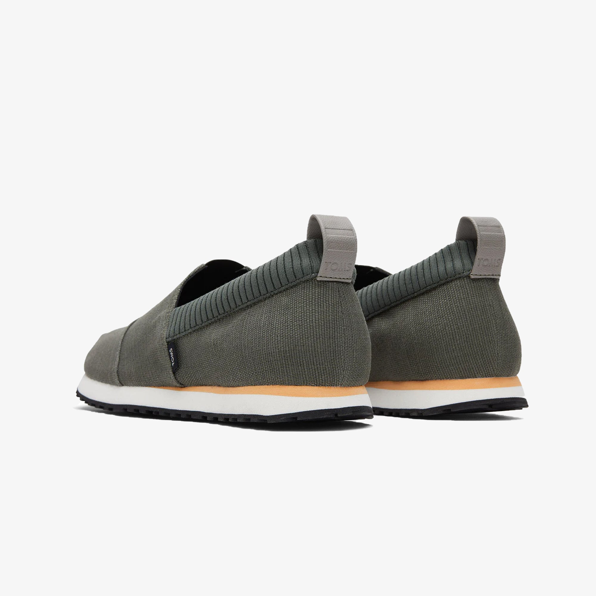 Toms | RESIDENT { GREEN - view 2