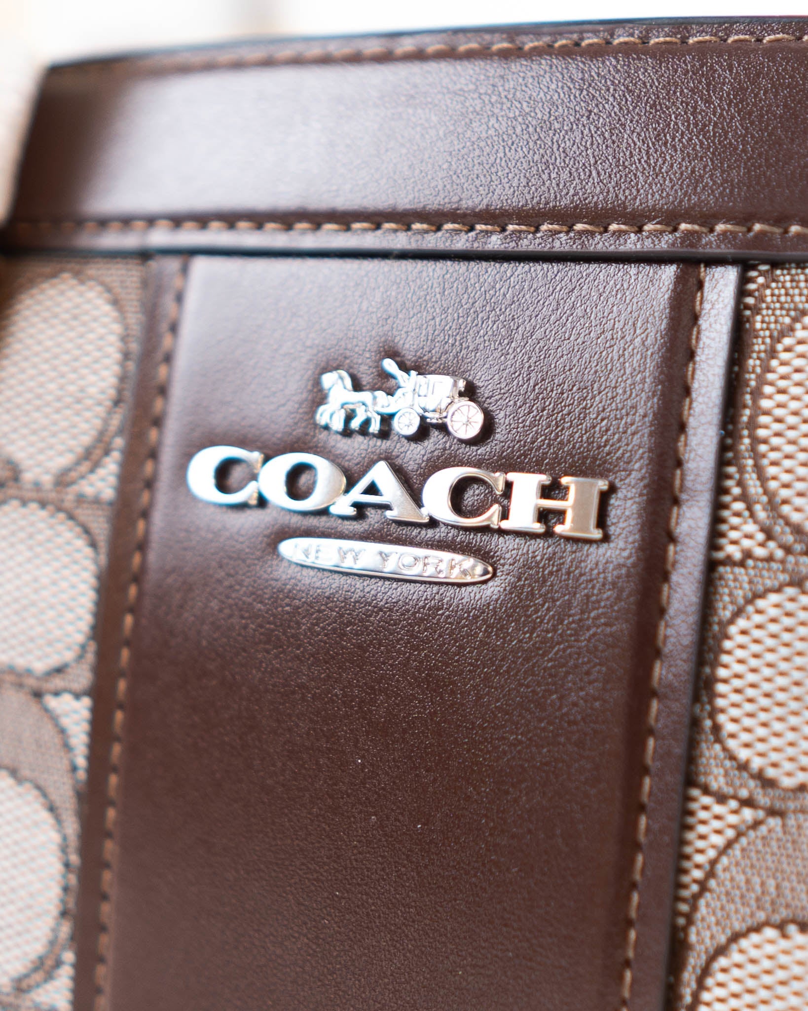 Coach Andrea Carryall Bag In Signature Jacquard- Oak-Maple -DS - view 2