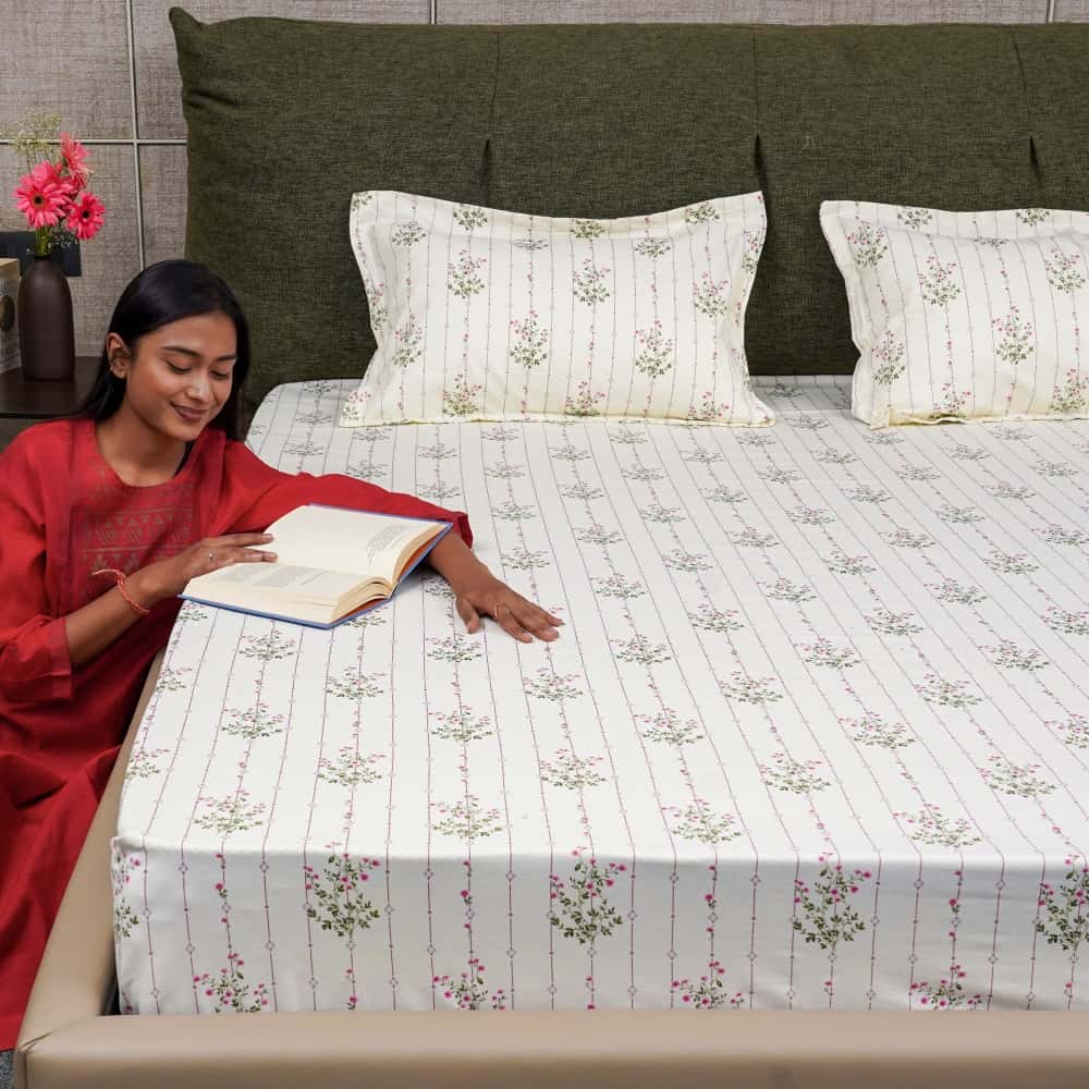 Urban Space -Home Furnishing Store Serene Collection - Breathable 200 TC 100% Pure Cotton Bedsheet with Pillow Cover, Sedum Pink