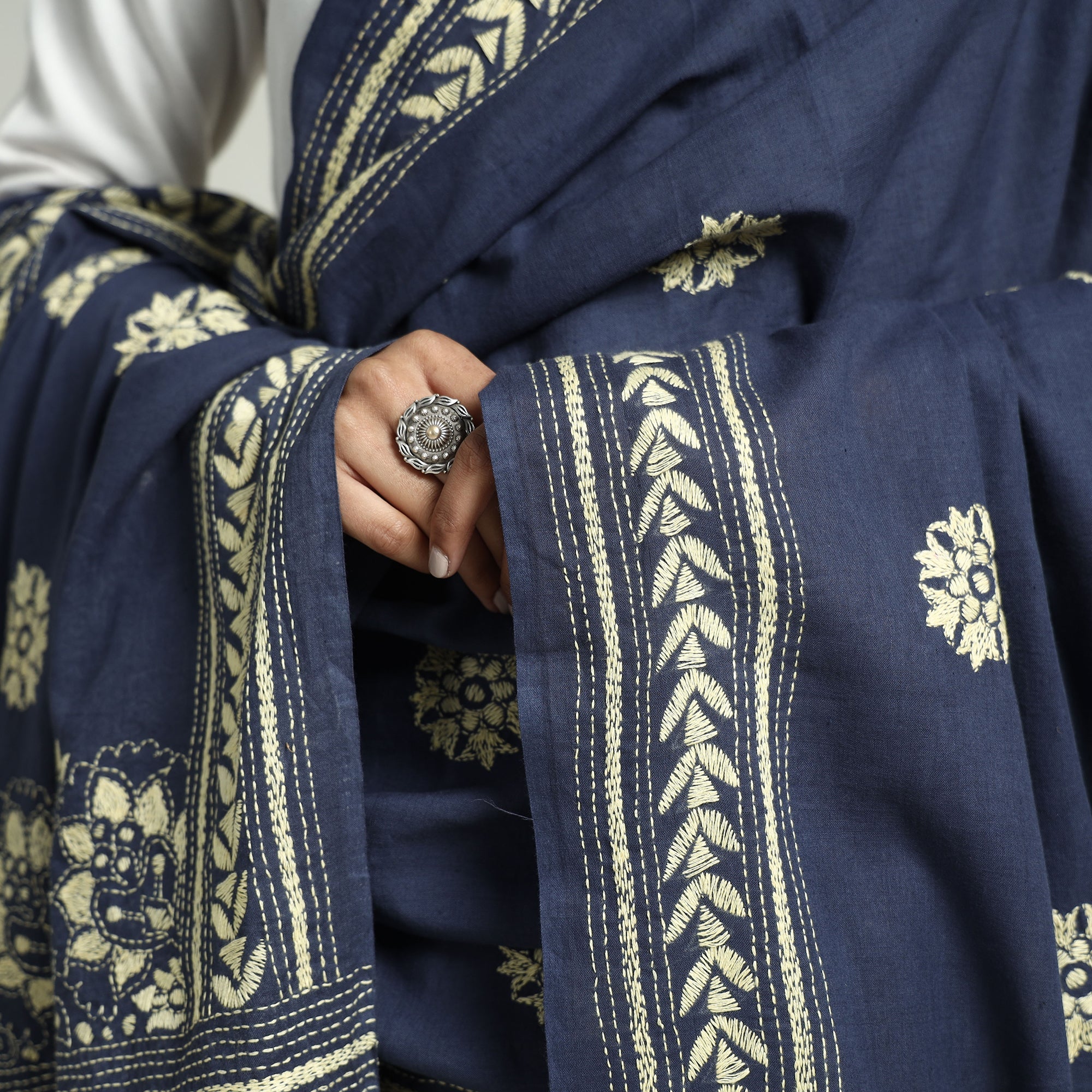 KHUSHBASH - HAPPY LOOM OF EAST Blue - Bolpur Kantha Embroidery Cotton Handloom Dupatta with Tassels - view 4