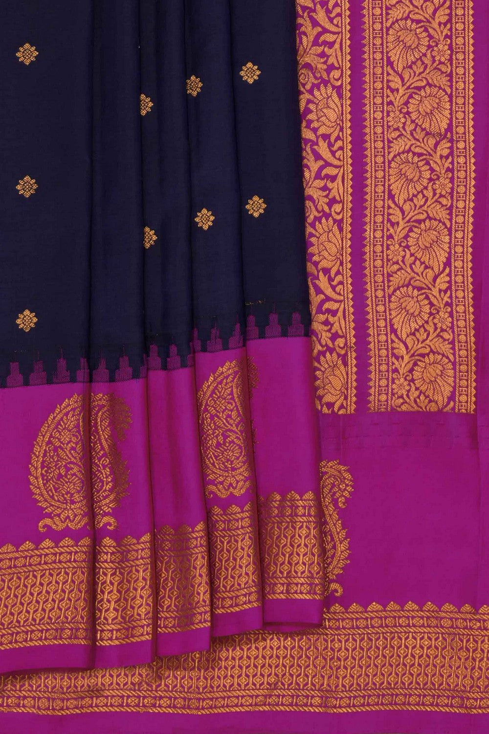 Kalanjali Gadwal Silk Navy Blue Saree – Women's