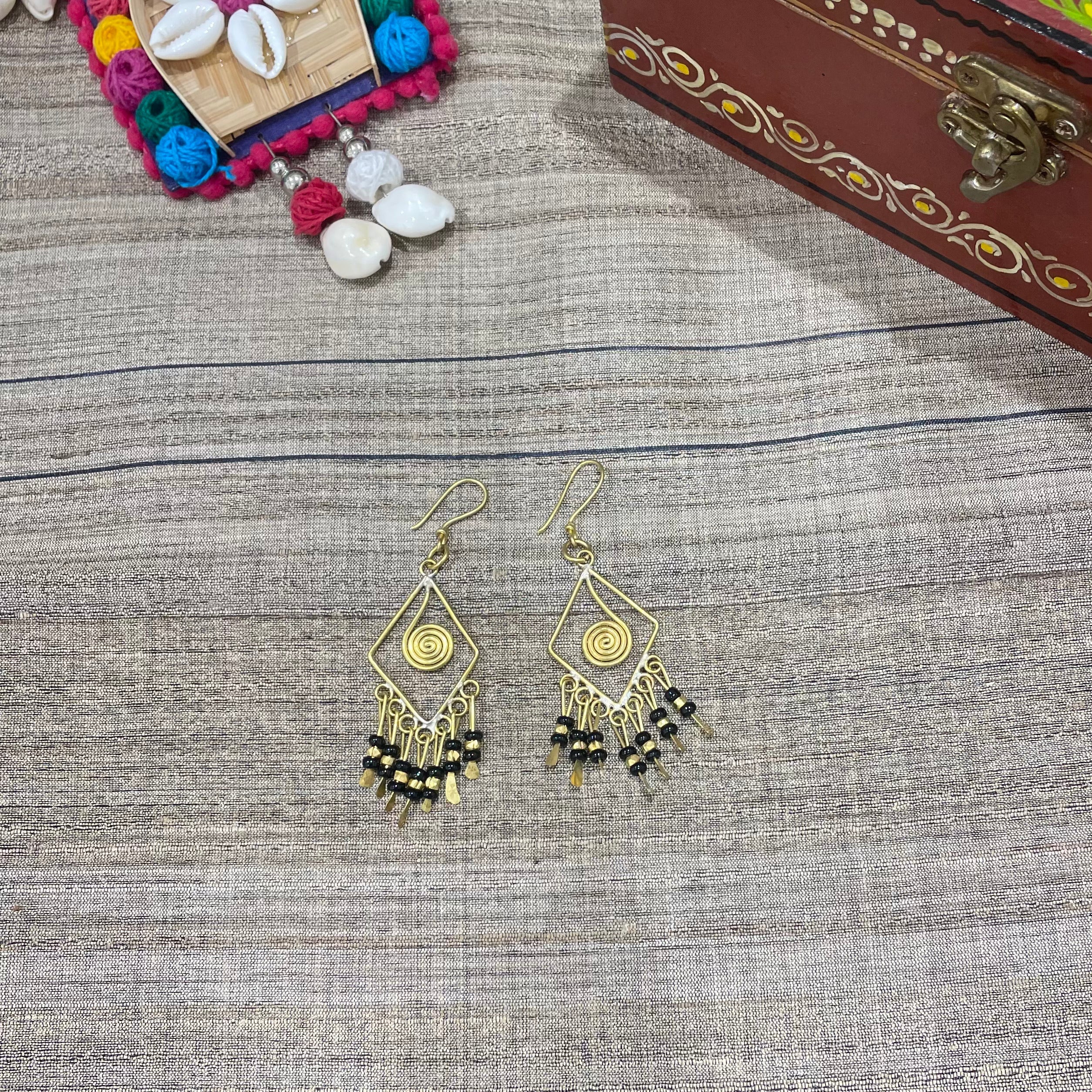 IndianVillèz Designer Handcrafted Dokra Tribal Earring