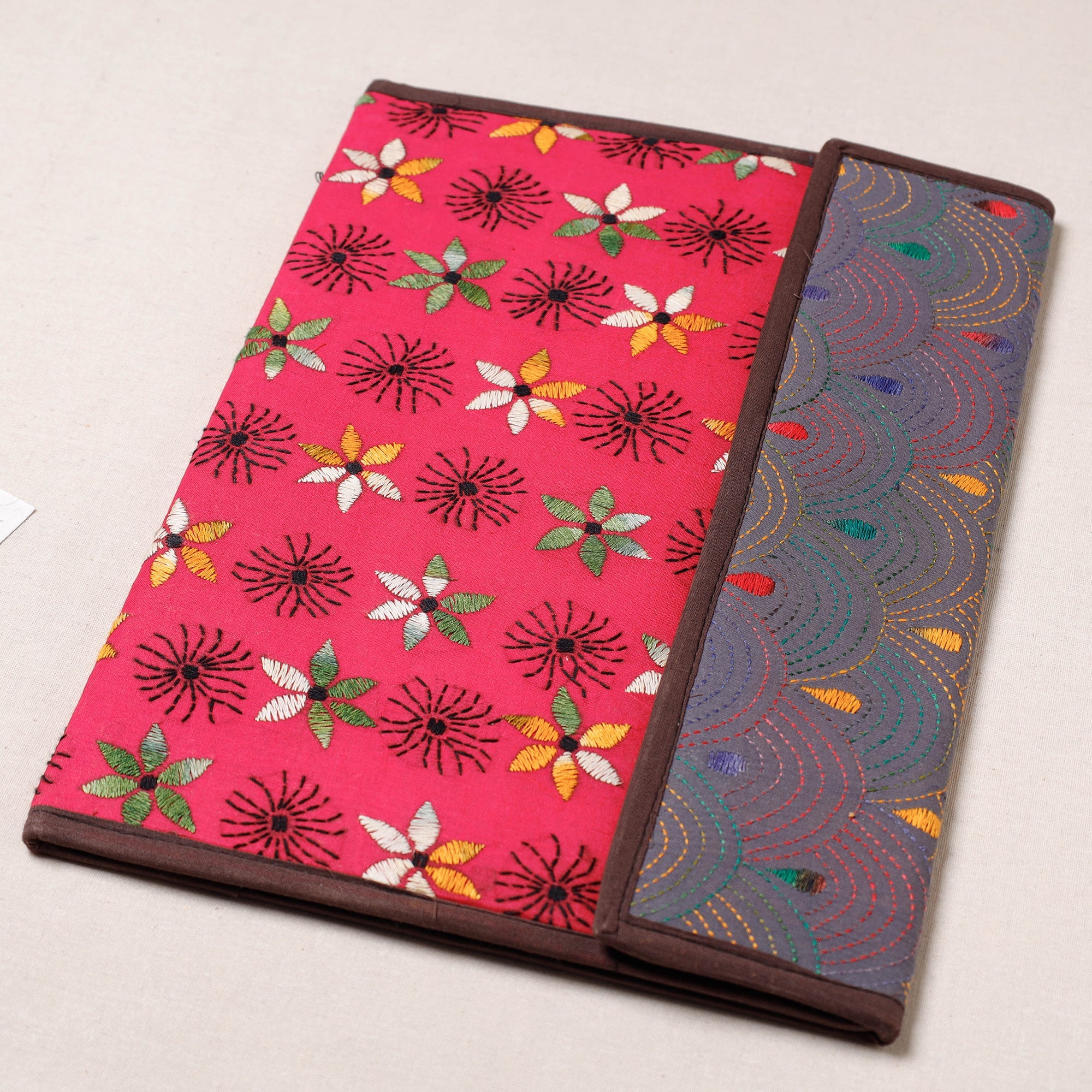 ASALKAAR Bengal Kantha Work Handcrafted File Folder - view 2