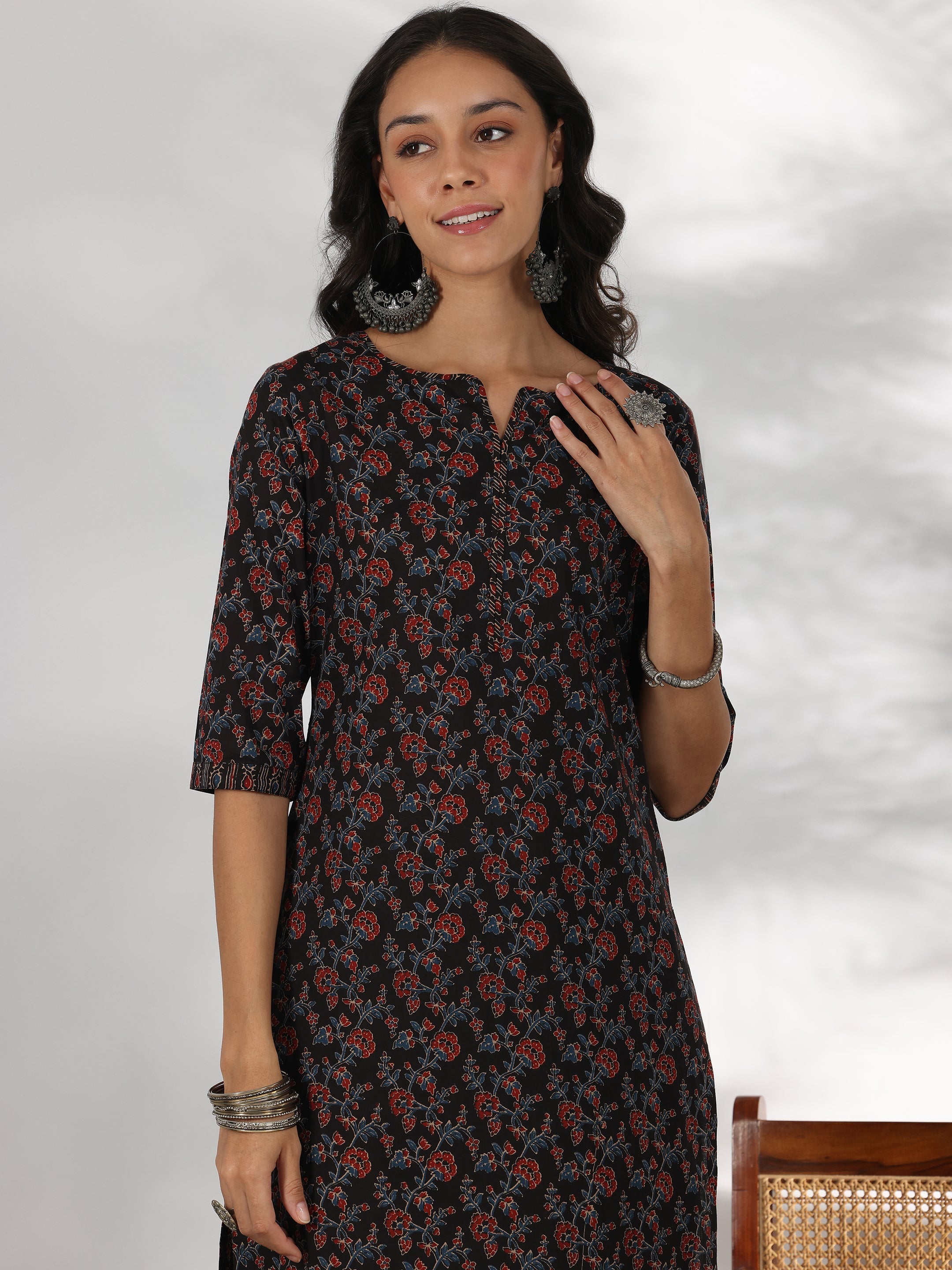 Libas Black Printed Cotton Straight Suit With Dupatta - view 7