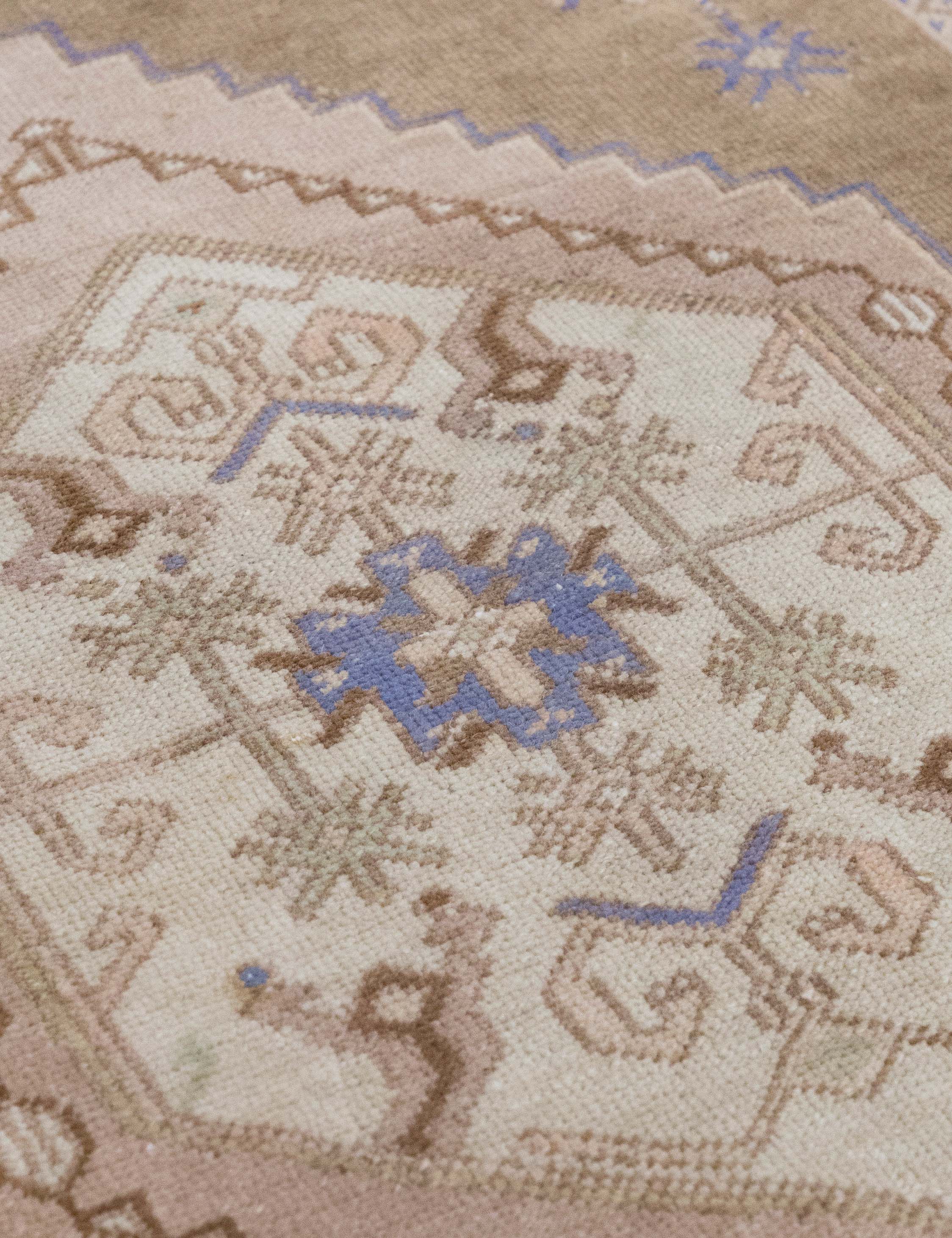 Lulu and Georgia Vintage Turkish Hand-Knotted Wool Rug No. 594, 4' x 7'7" - view 2