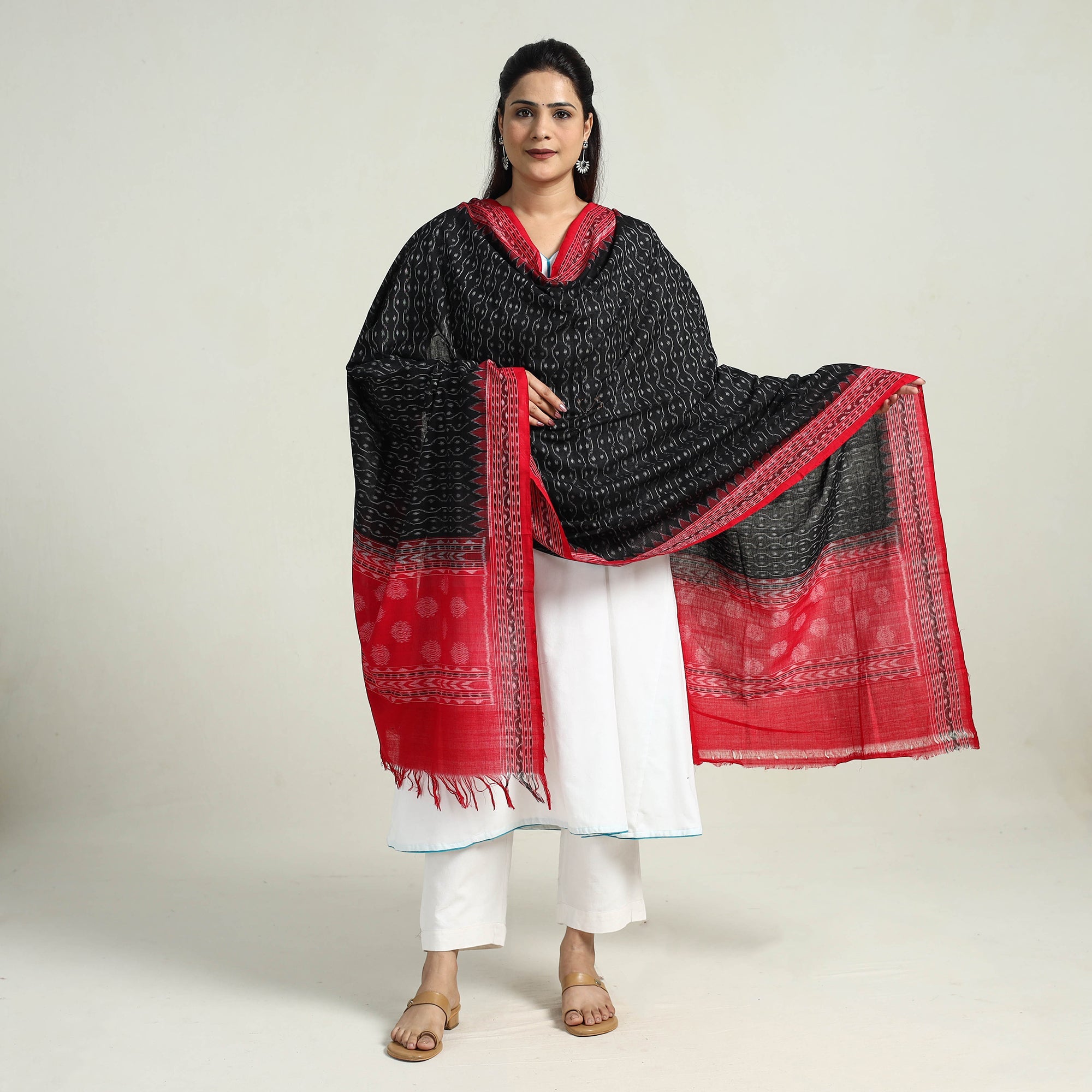 ASHOKA ASSEMBLE - CELEBRATING CRAFTS OF ODISHA Black - Sambalpuri Ikat Weave Handloom Cotton Dupatta 06 - view 2