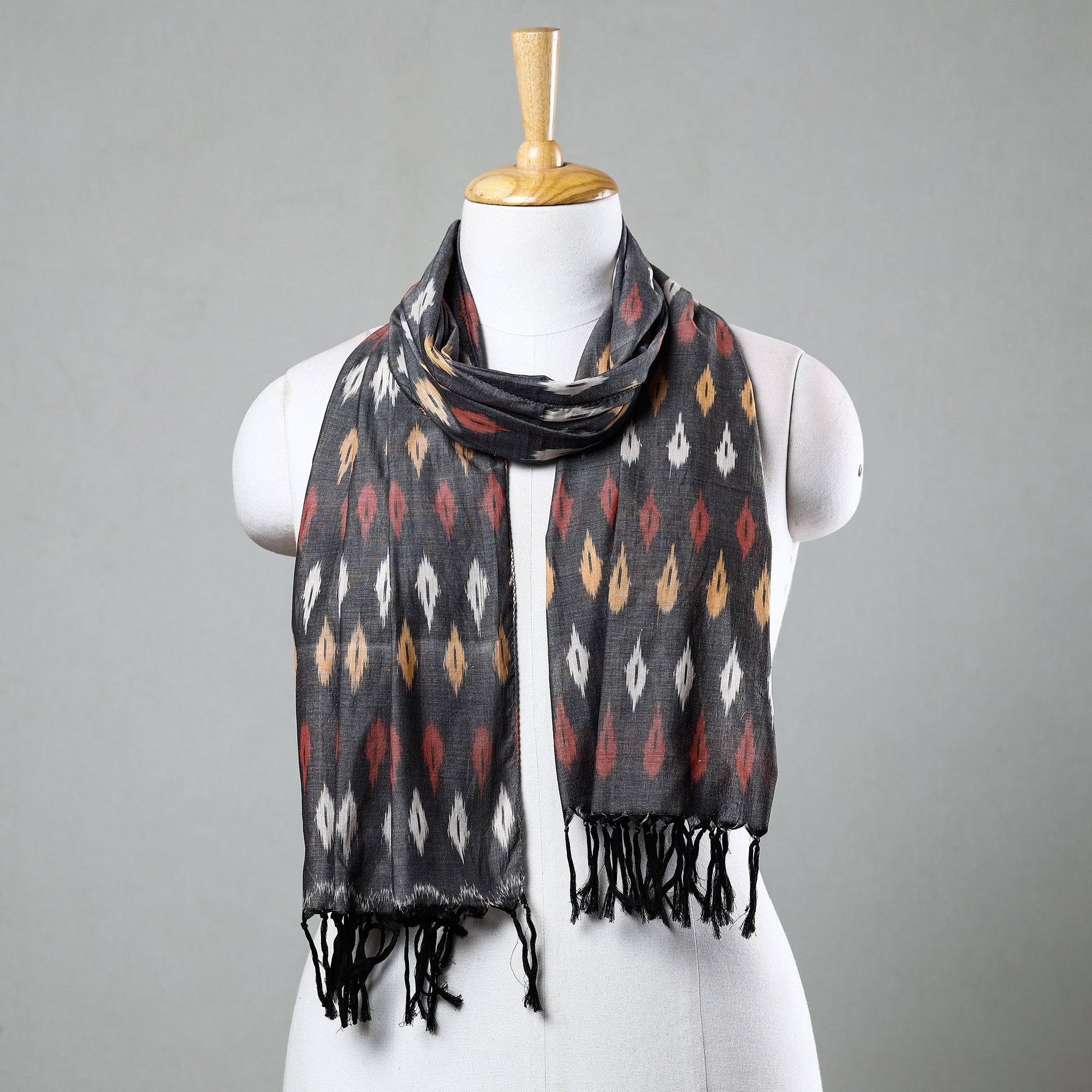 SOUTH KARGHA Black - Handloom Mercerized Cotton Pochampally Ikat Stole