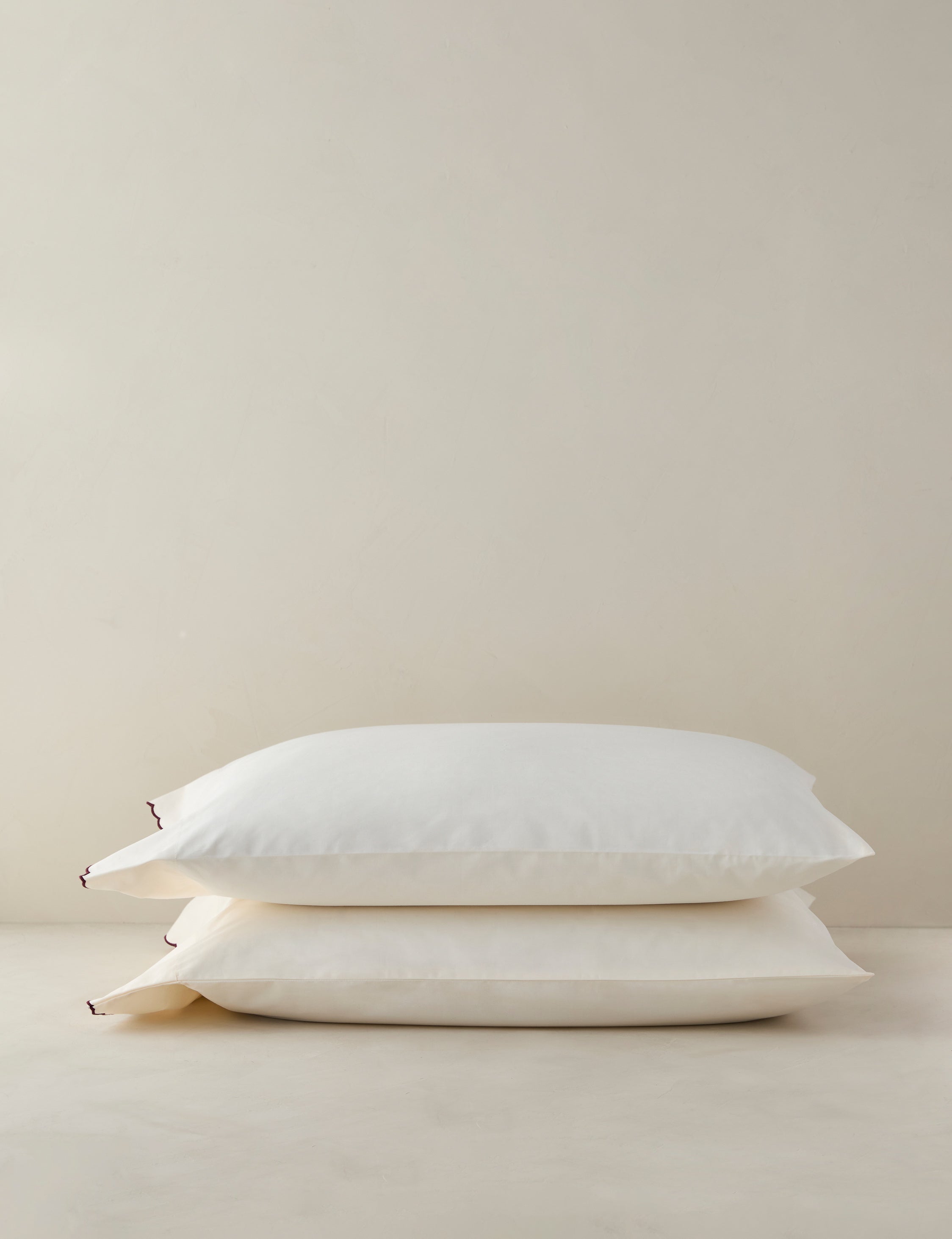 Lulu and Georgia Hatton Scalloped Percale Pillowcase (Set Of 2)