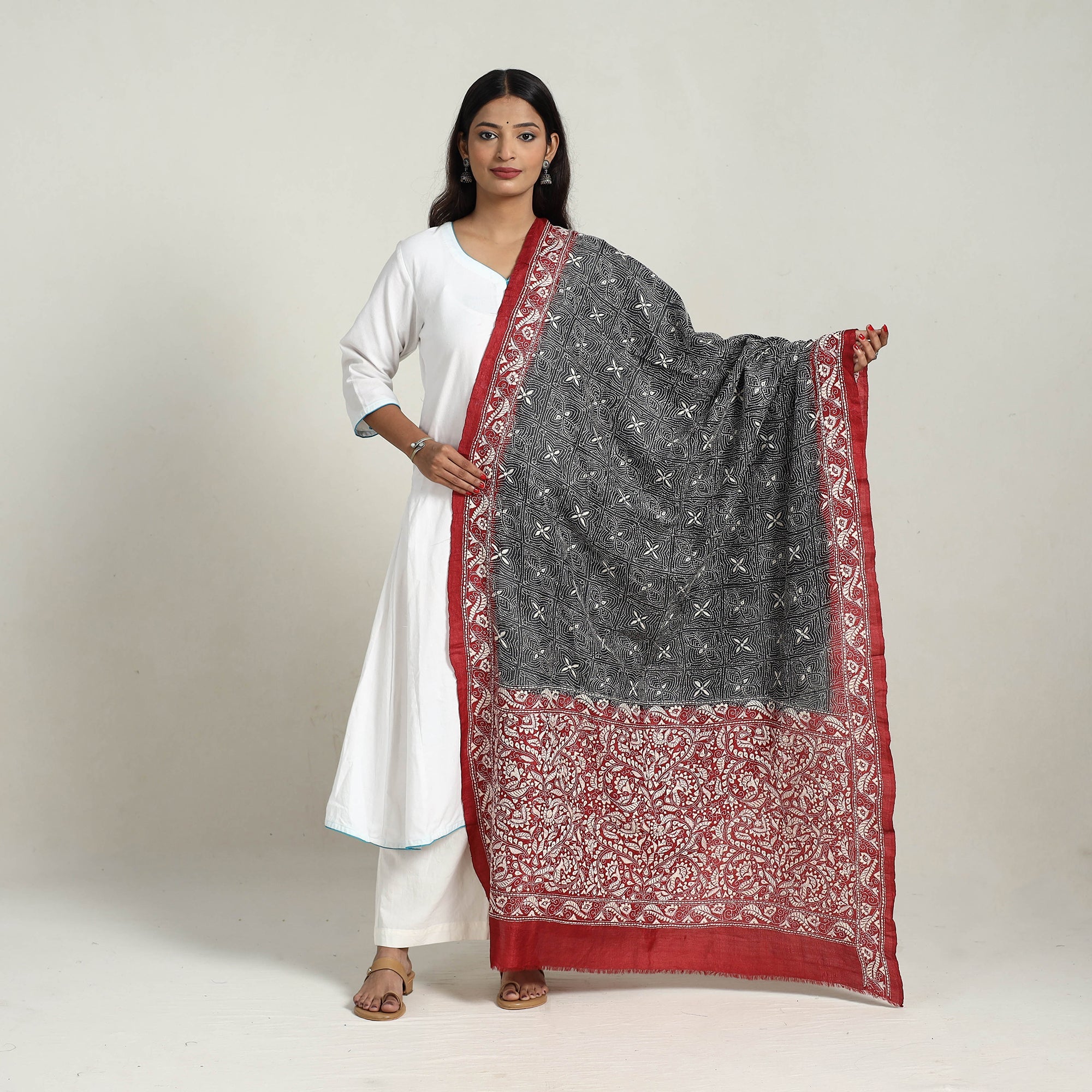 KHUSHBASH - HAPPY LOOM OF EAST Black - Handloom Tussar Silk Bengal Kantha Embroidery Dupatta 12 - view 2