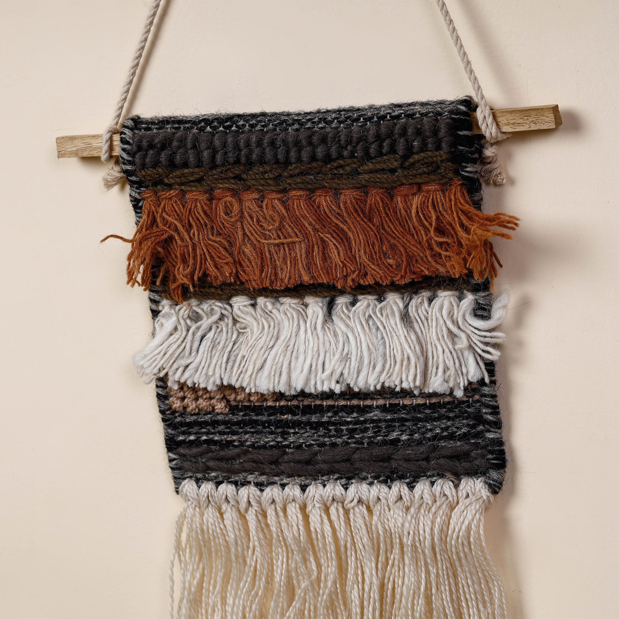ITOKRI CRAFTS INITIATIVE Bhadohi Handwoven Wool Geometric Fringed Wall Hanging - view 2