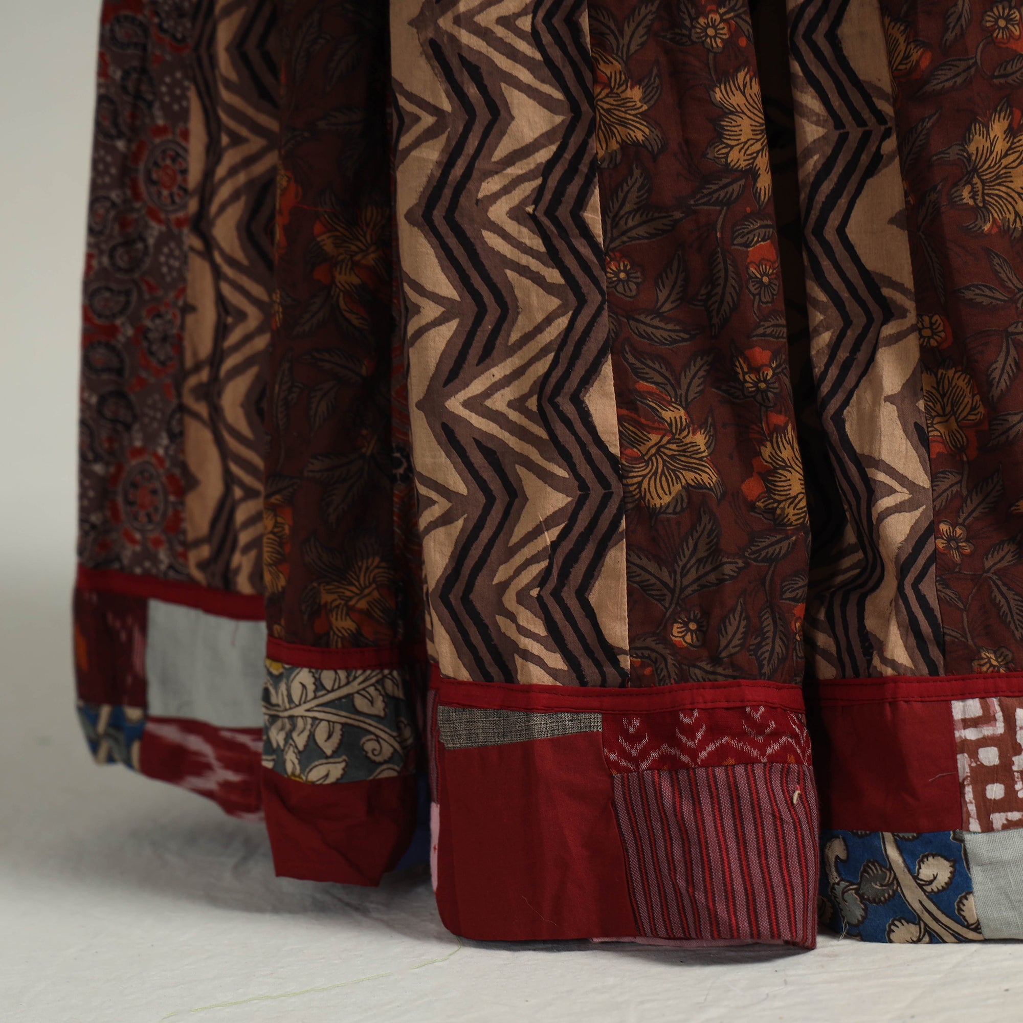 NOORI BAZAR Brown - Kutch Block Printed 24 Kali Cotton Long Skirt 08 - view 5