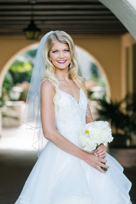 fiftyflowers.com Simply Elegant Wedding