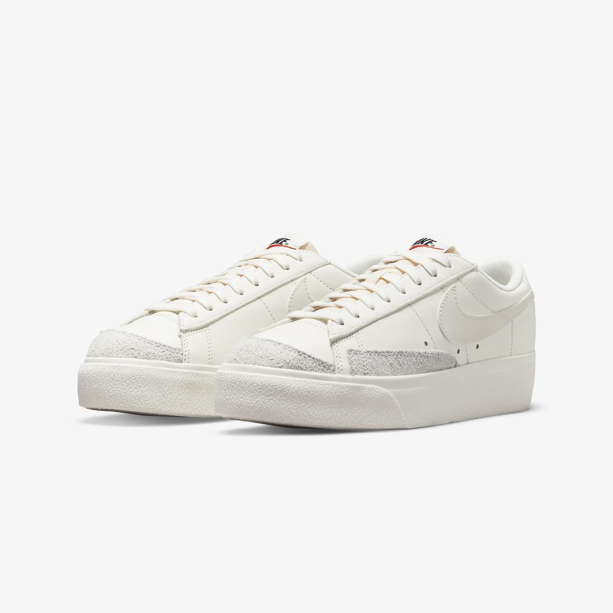 Nike | BLAZER LOW PLATFORM { SAIL/SAIL-SAIL-BLACK