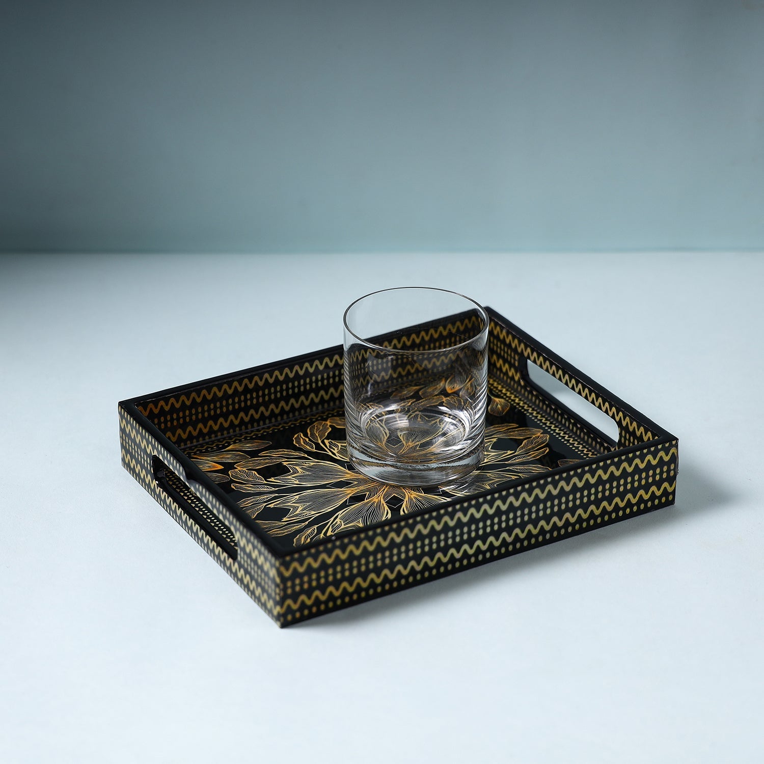 ITOKRI CRAFTS INITIATIVE Black - Handcrafted Wooden Epoxy Resin Tray (9 x 7 in)