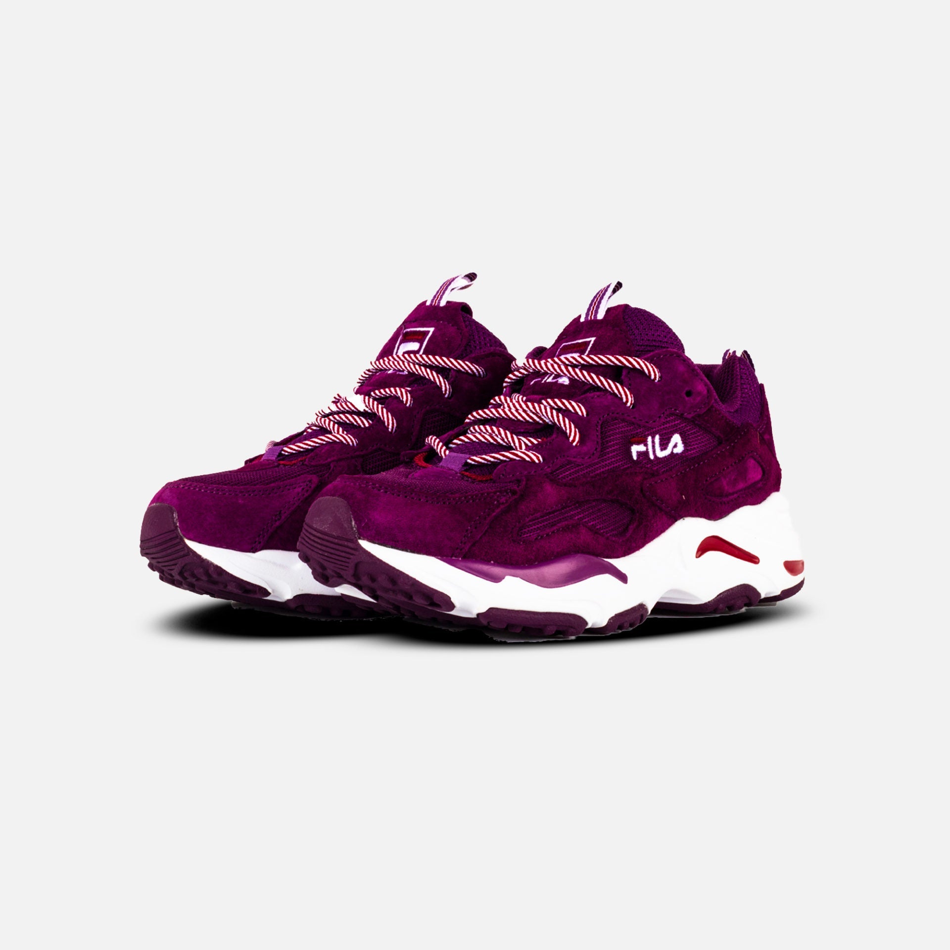 Vila Fila | RAY TRACER