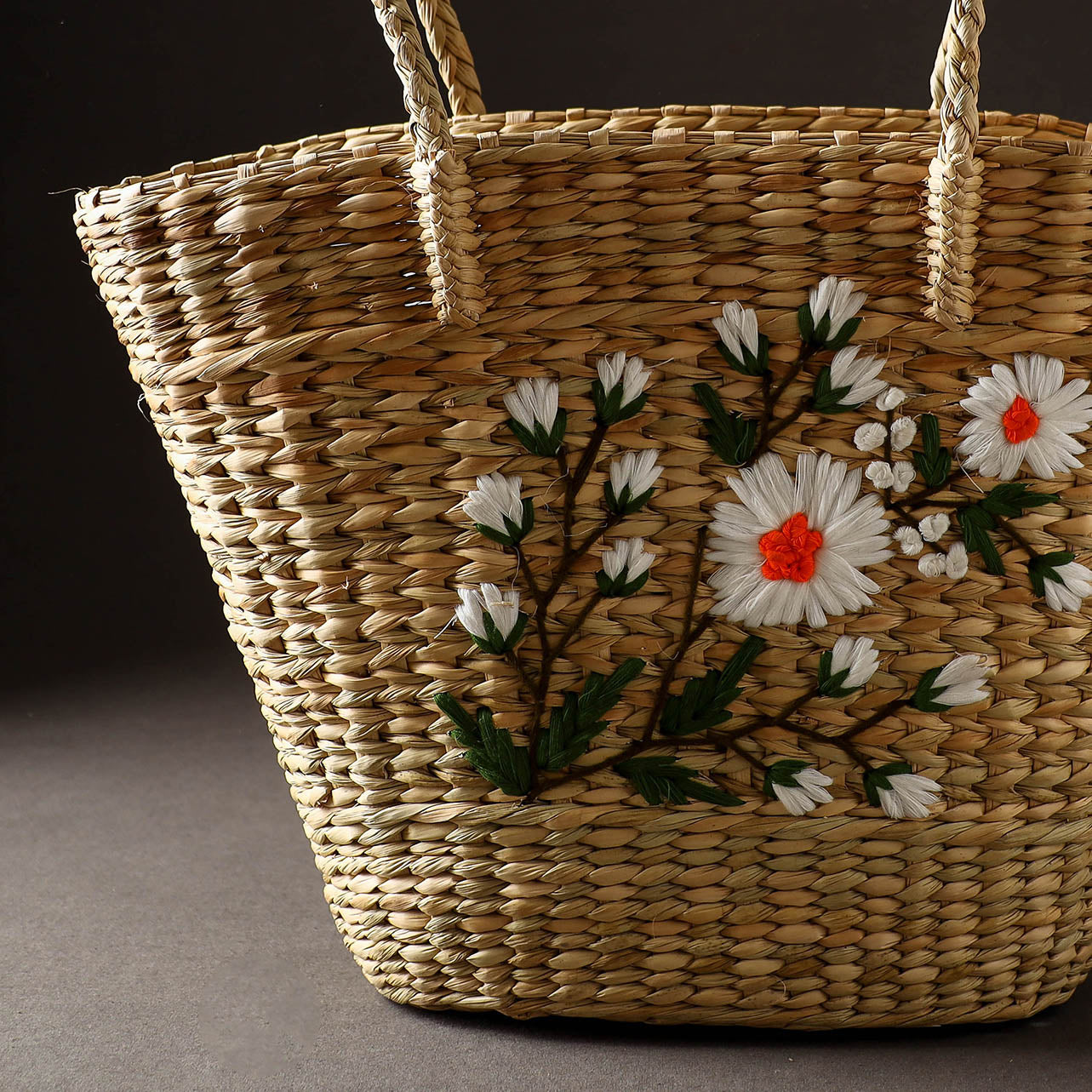 ITOKRI CRAFTS INITIATIVE Beige - Handcrafted Natural Water Reed Embroidered Shopping Bag - view 3