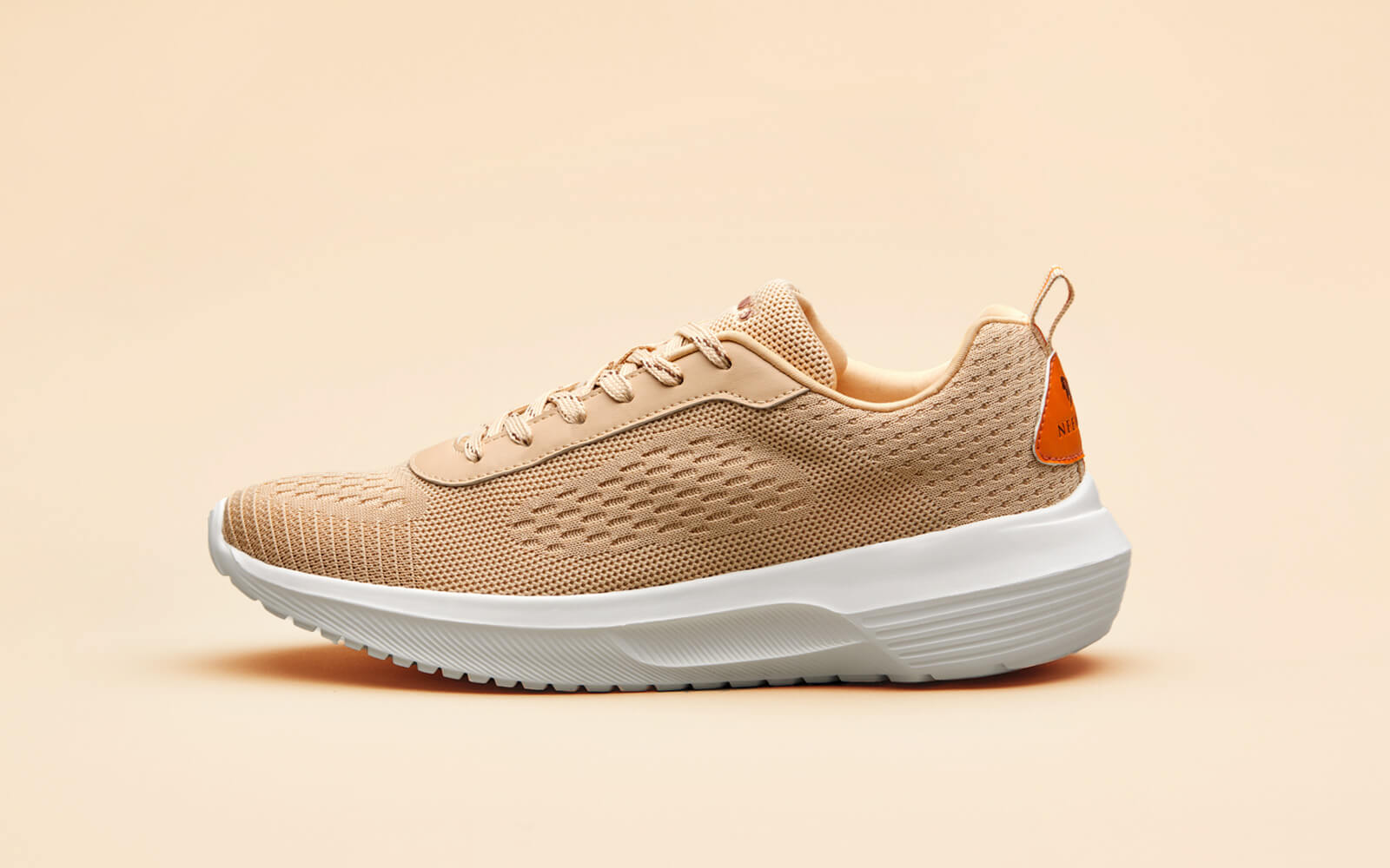 Neeman's Everyday Basic Sneakers : Honey Peel