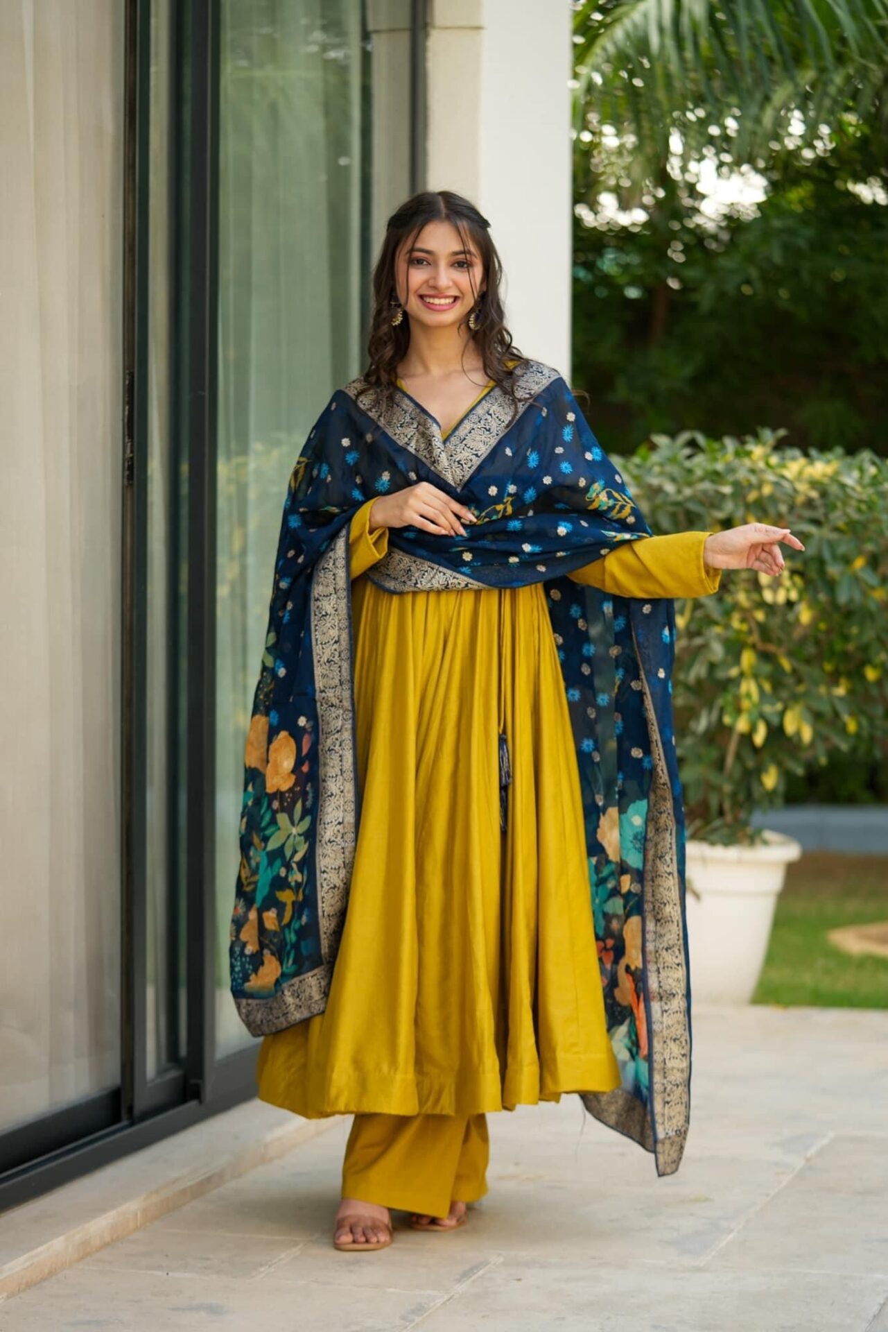 Idaho-o Nature’s Bliss silk suit set - view 2