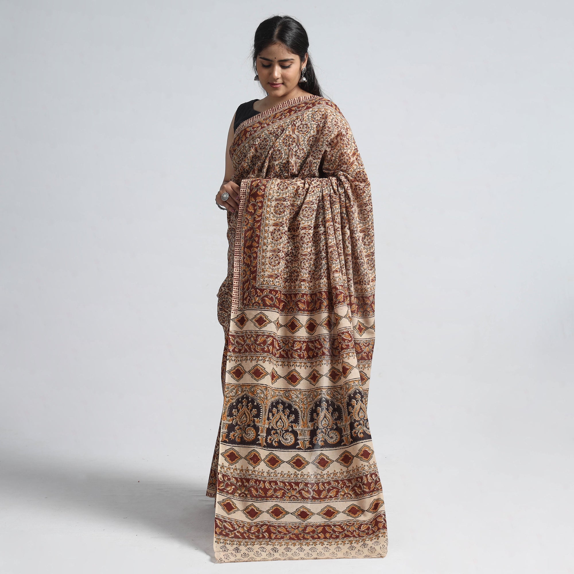 VENKATA BHANU KALAMKARI PEDANA Brown - Pedana Block Print Cotton Kalamkari Saree - view 2