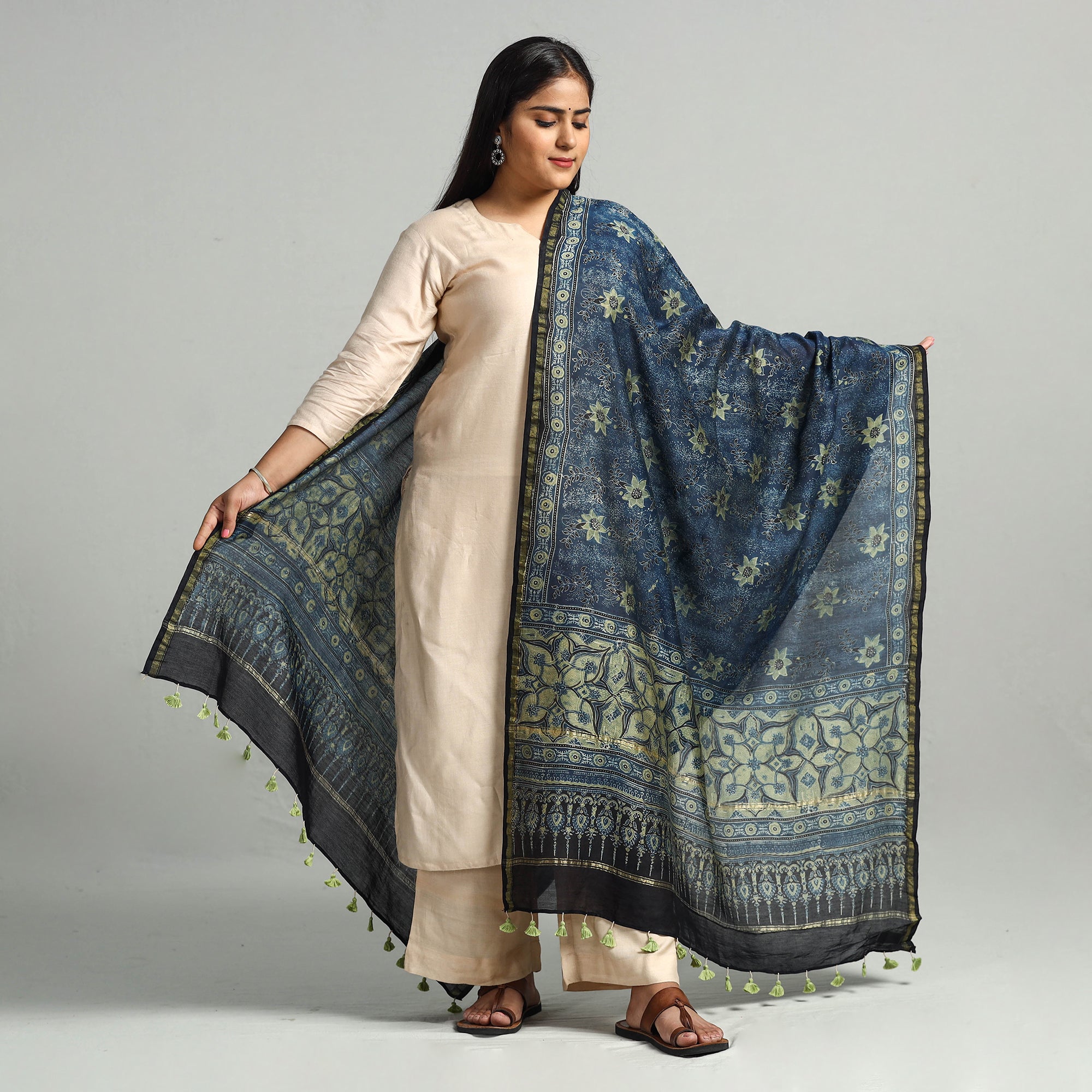 AJRAKH BY SUFIYAN ISMAIL KHATRI Blue - Block Printed Chanderi Silk Handloom Ajrakh Dupatta 03 - view 2