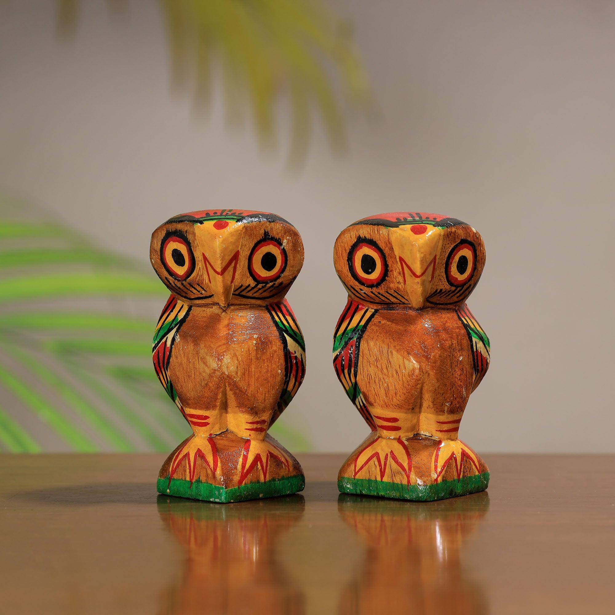 SWAMI JANAKIDAS NATUNGRAM WOOD CRAFTS Beautiful Handpainted Burdwan Wood Owl Sculpture Set (Tiny,Set of 2) 28