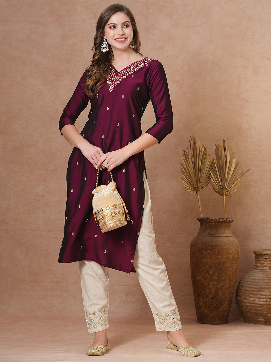 FASHOR Ethnic Embroidered Straight Fit Kurta - Burgundy
