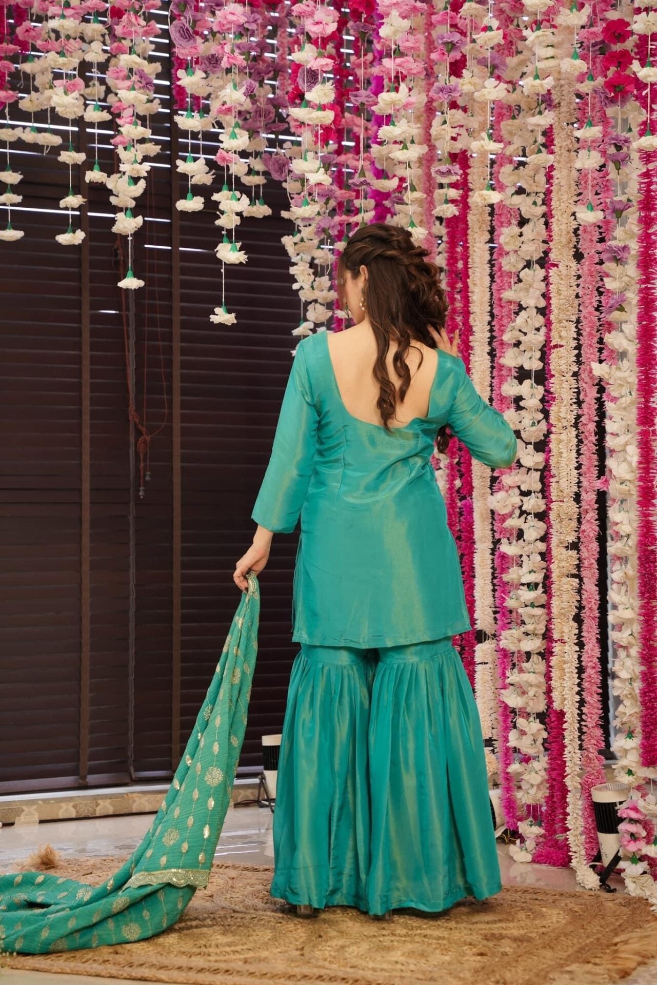 Idaho-o Gulnar green sharara set - view 4