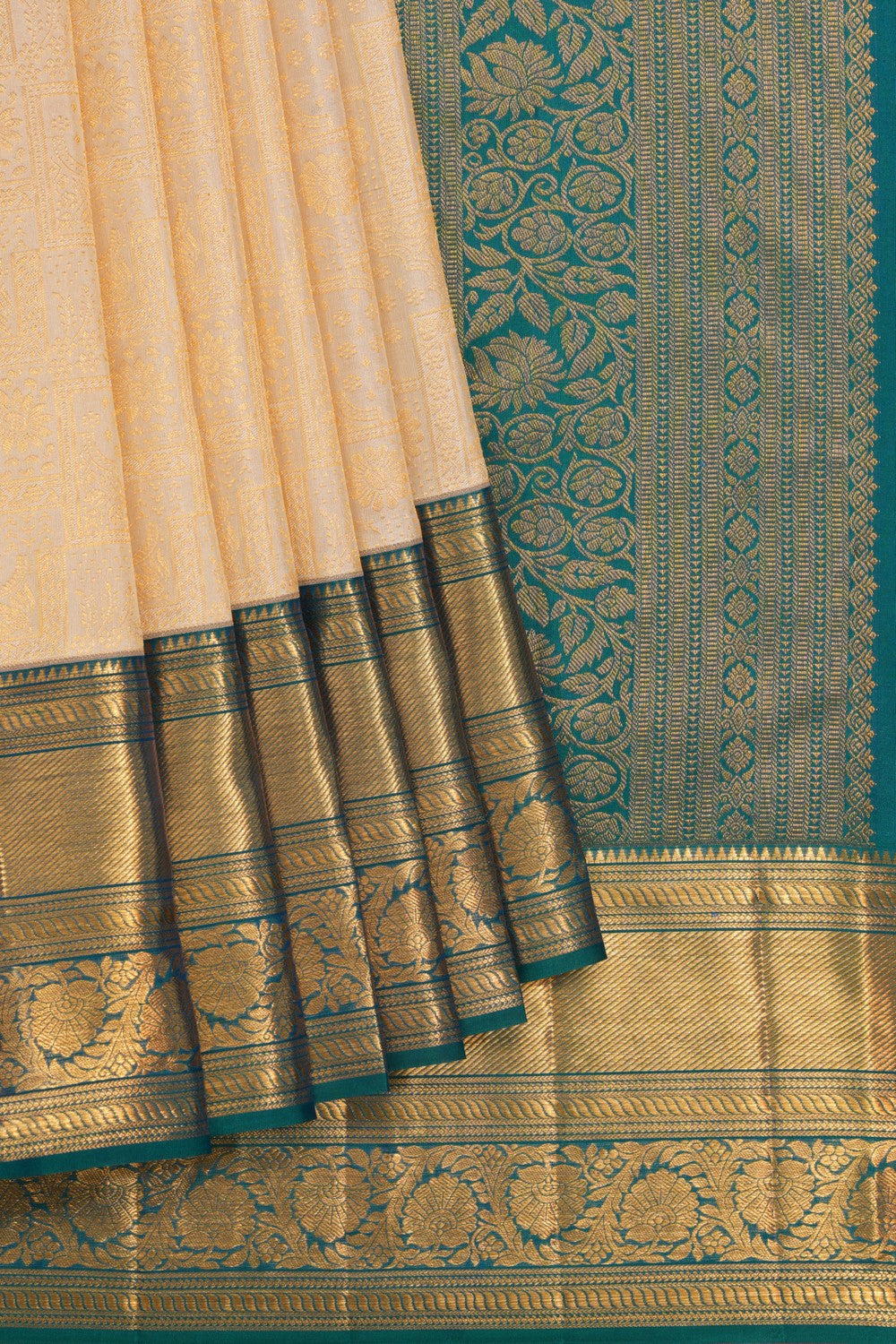 Kalanjali Kanchipattu An Ethereal Pearl Off-White Saree