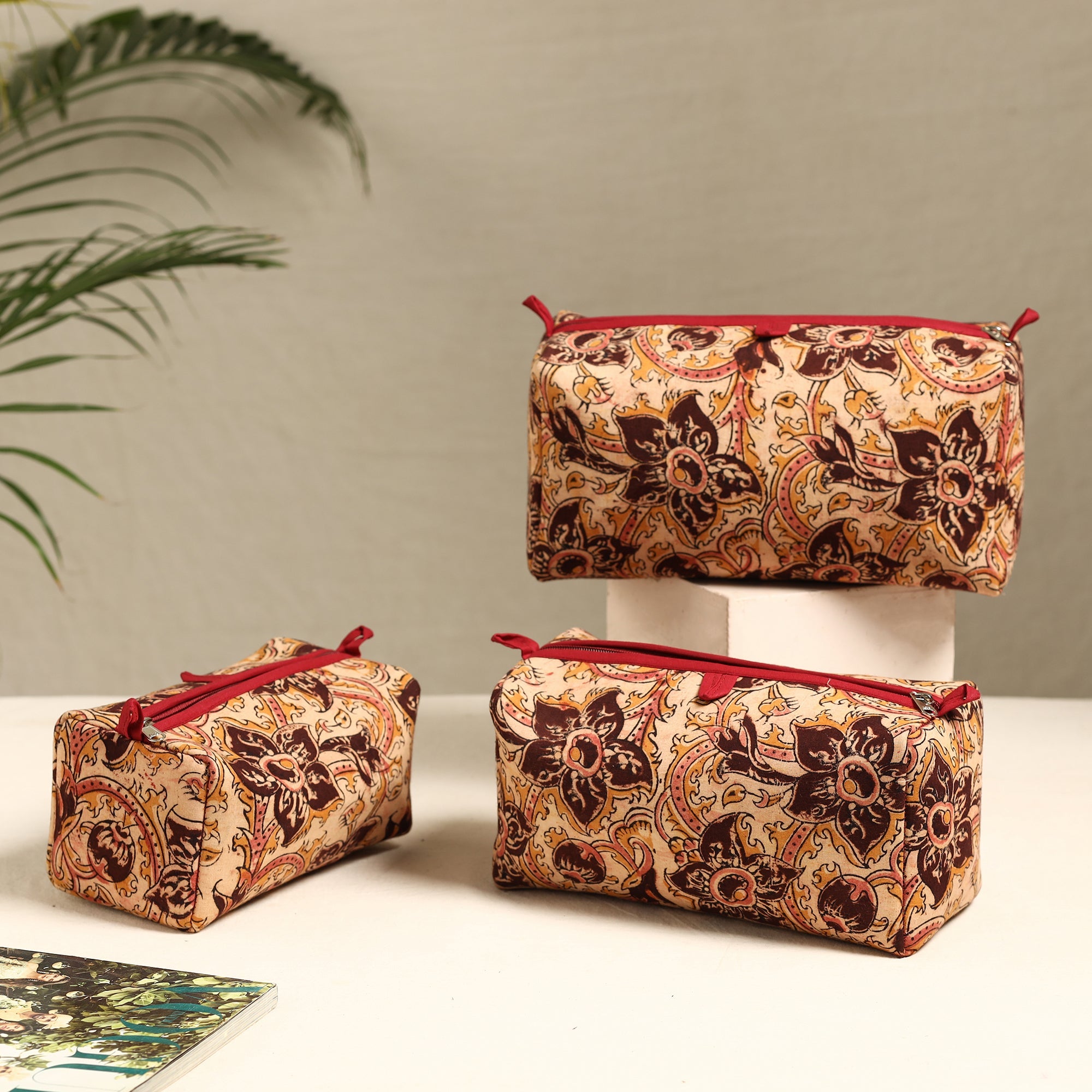 ITOKRI CRAFTS INITIATIVE Beige - Handmade Cotton Toiletry Bags (Set of 3) 20