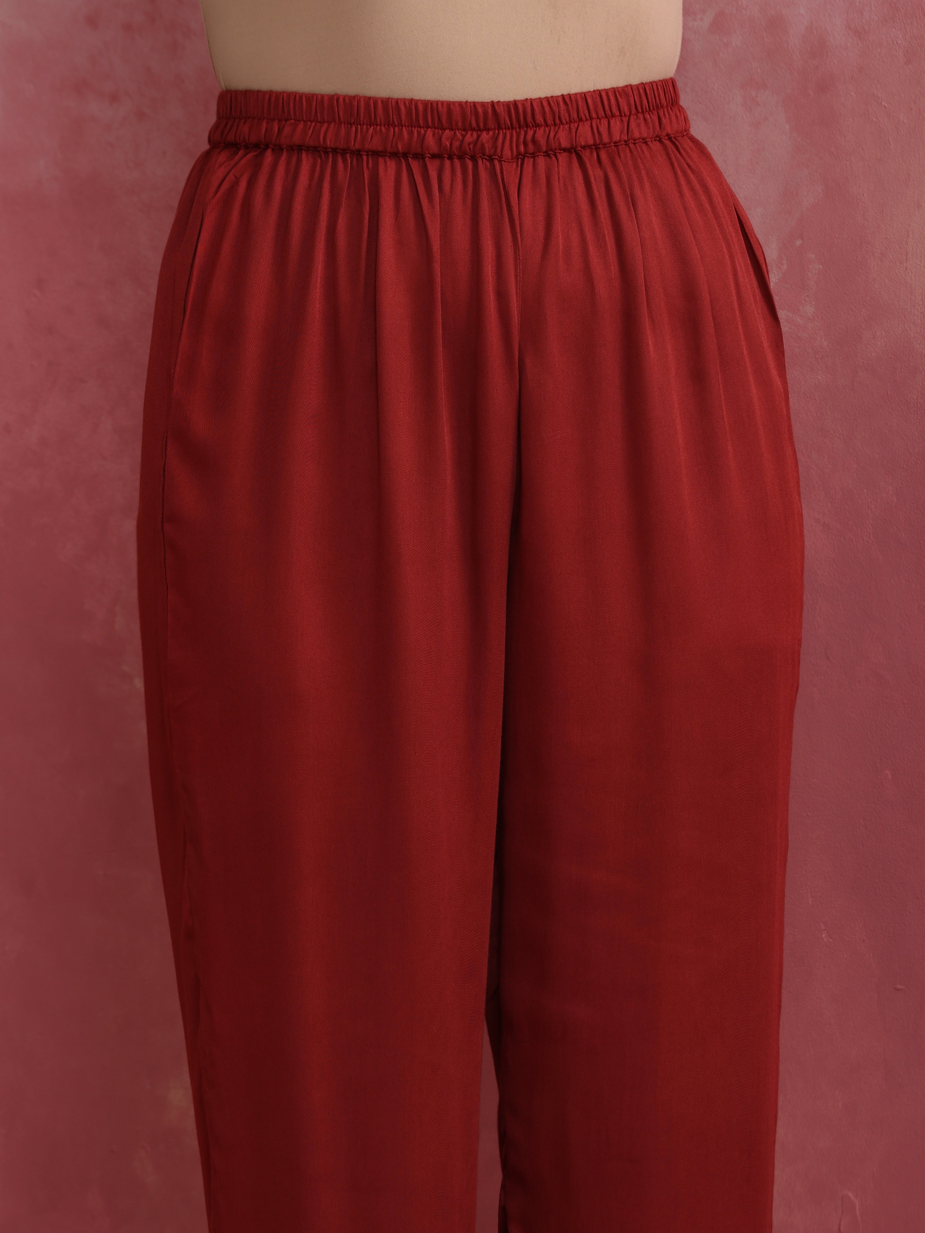 trueBrowns Maroon Modal V Neck Kurta Co-ord Set - view 6