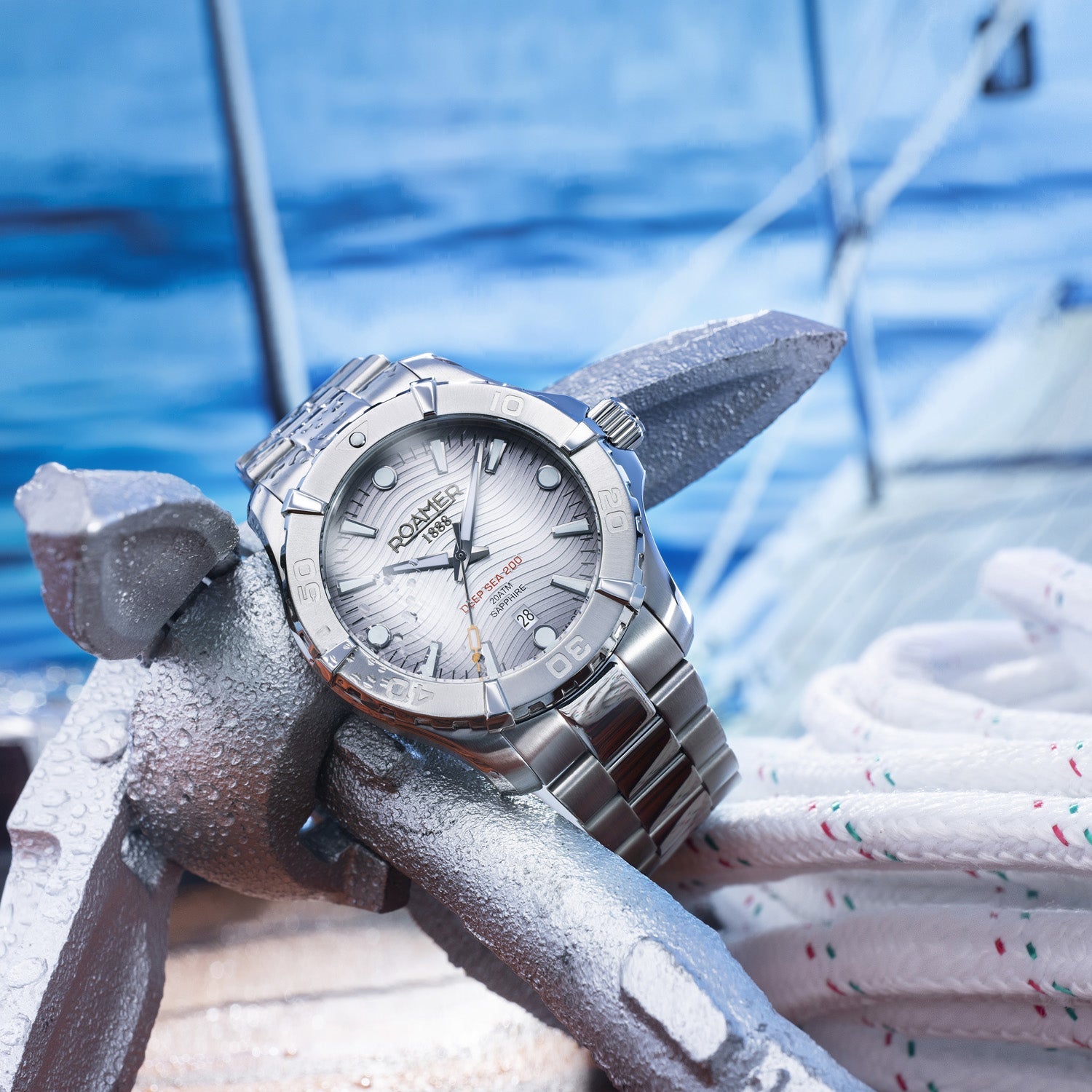 Roamer Deep Sea 200 Men Quartz Silver Dial Analog Stainless Steel Watch 860833 41 15 70 - view 5
