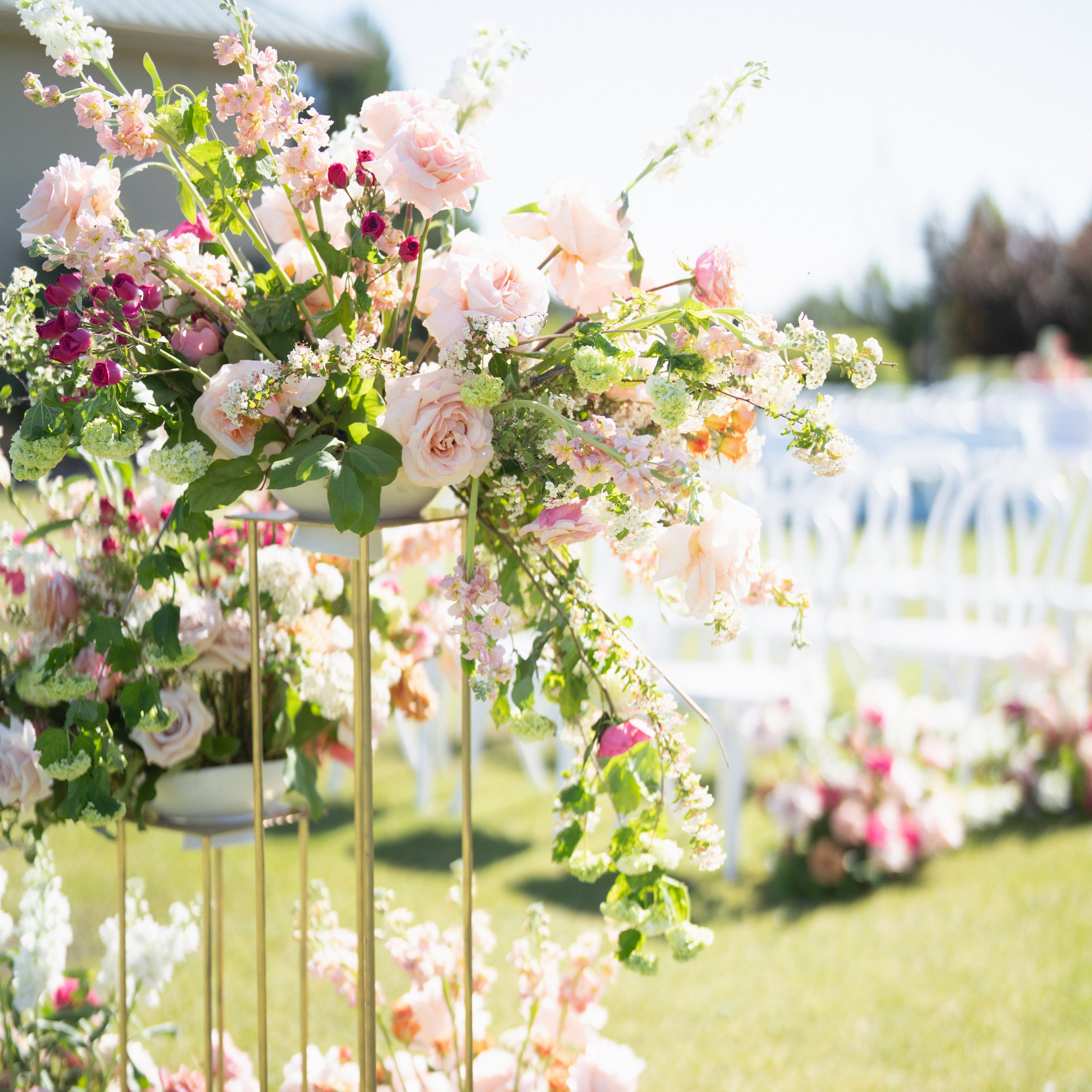 fiftyflowers.com Trendy Pinks and Neutrals Country Club Styled Shoot - view 4