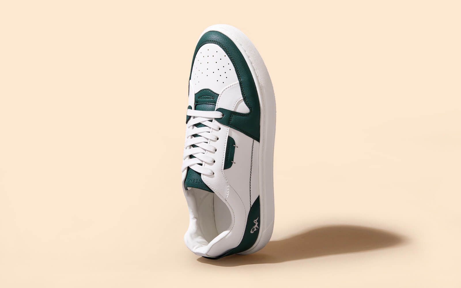 Neeman's Retro Slick Sneakers : Green and White - view 3