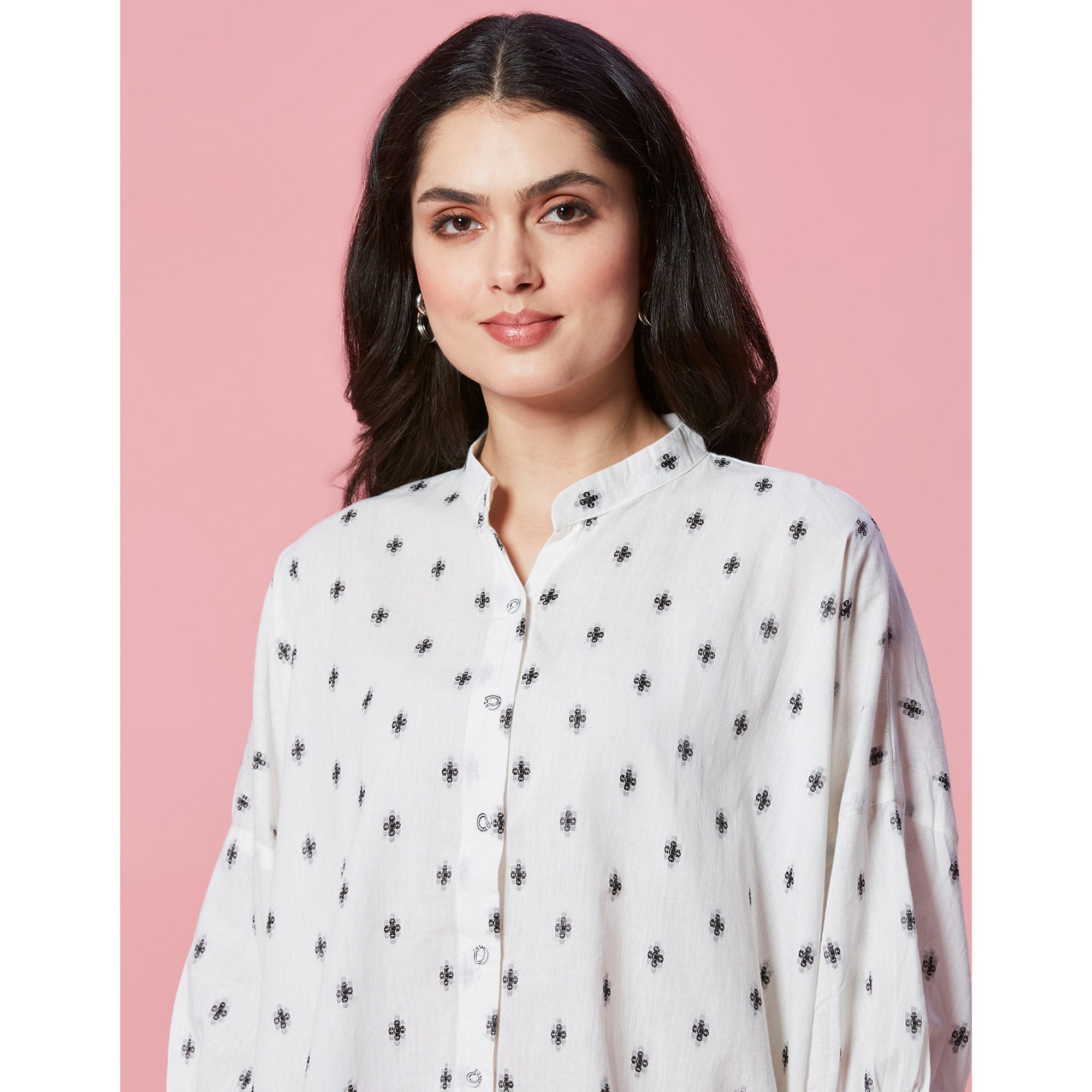 Peachmode White Jacquard Butti Woven Pure Cotton Kimono Top - view 8