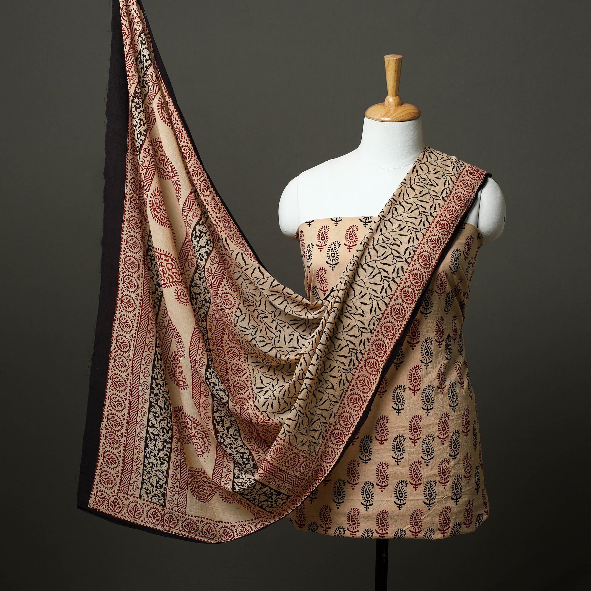 BAGH PRINTS BY YAKOOB KHATRI Beige - 3pc Natural Dyed Cotton Bagh Print Dress Material 12