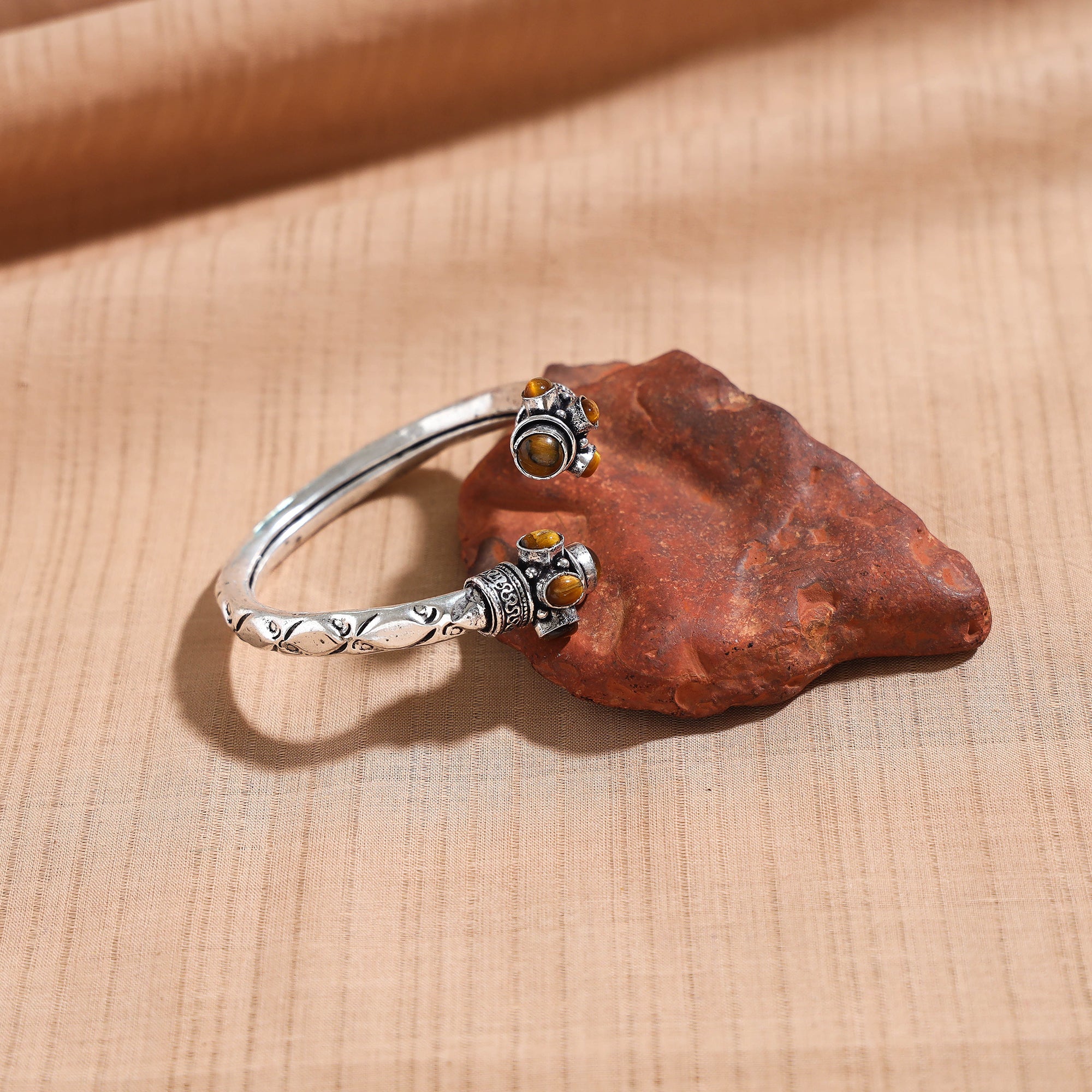 WHITE RIVER STORIES Antique Finish Oxidised German Silver Stone Bangle / Kada (Adjustable)