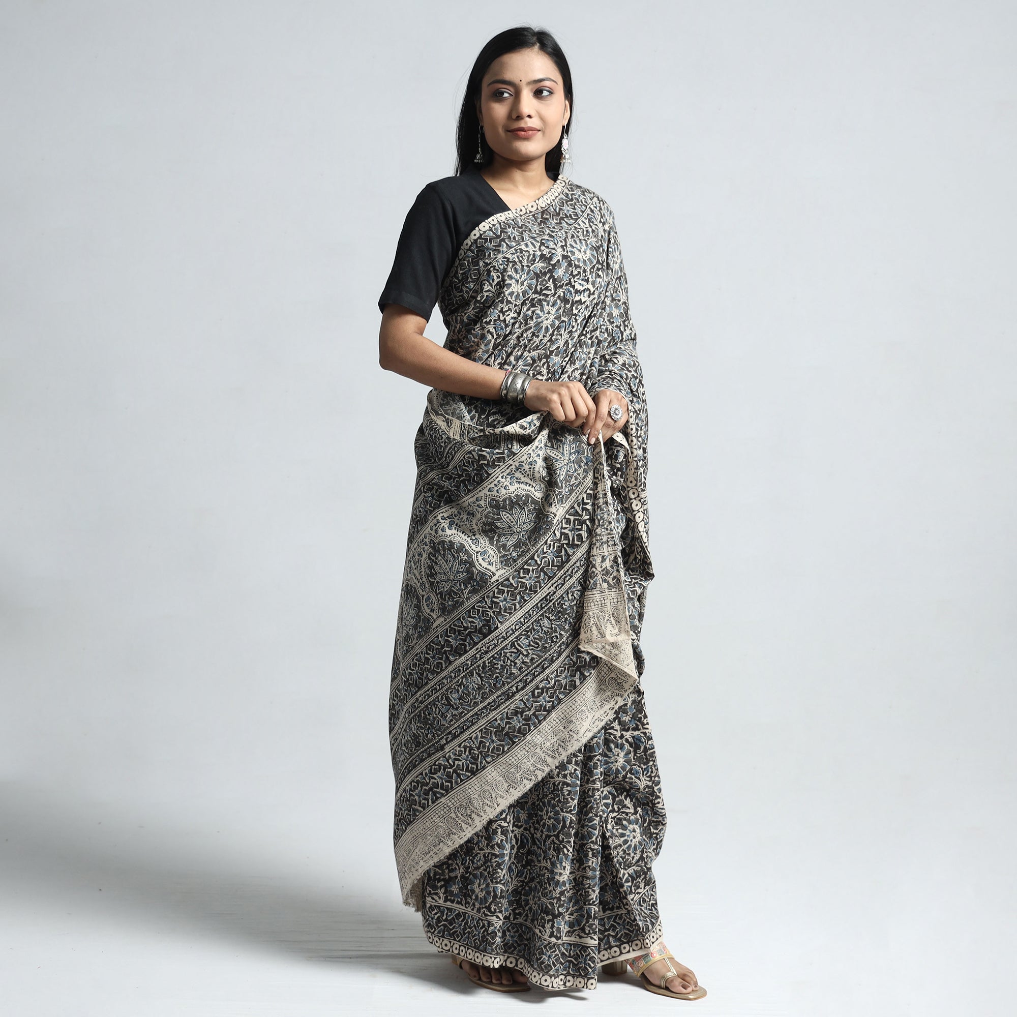 VENKATA BHANU KALAMKARI PEDANA Black - Pedana Block Print Cotton Kalamkari Saree