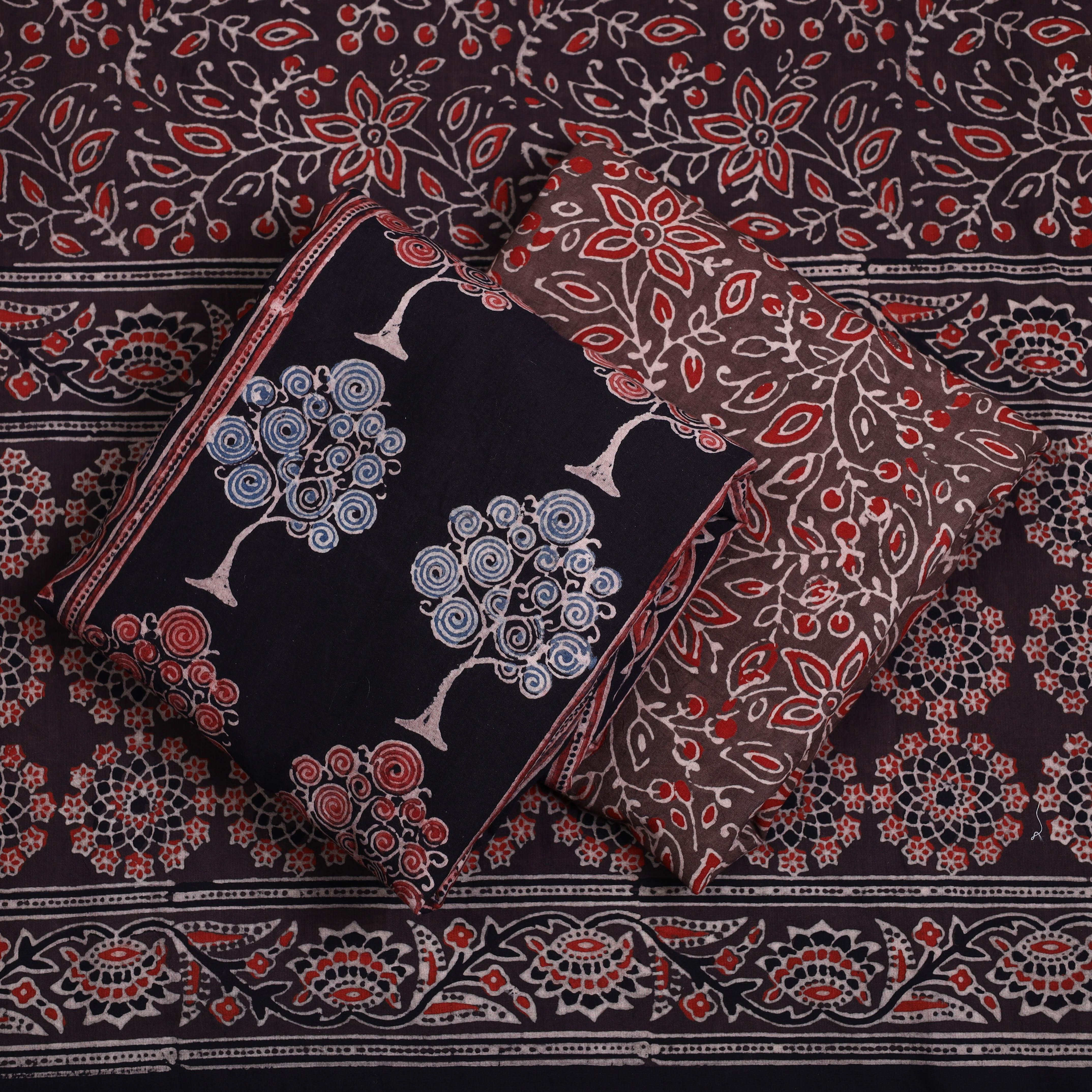 AJRAKH BY JABBAR KHATRI Black - 3pc Ajrakh Block Printed Natural Dyed Cotton Suit Material Set 01 - view 2