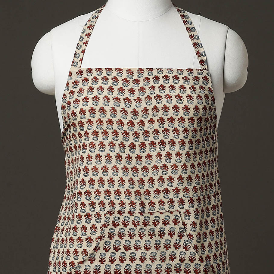 ITOKRI CRAFTS INITIATIVE Ajrakh Block Printed Cotton Apron with Pocket - view 2