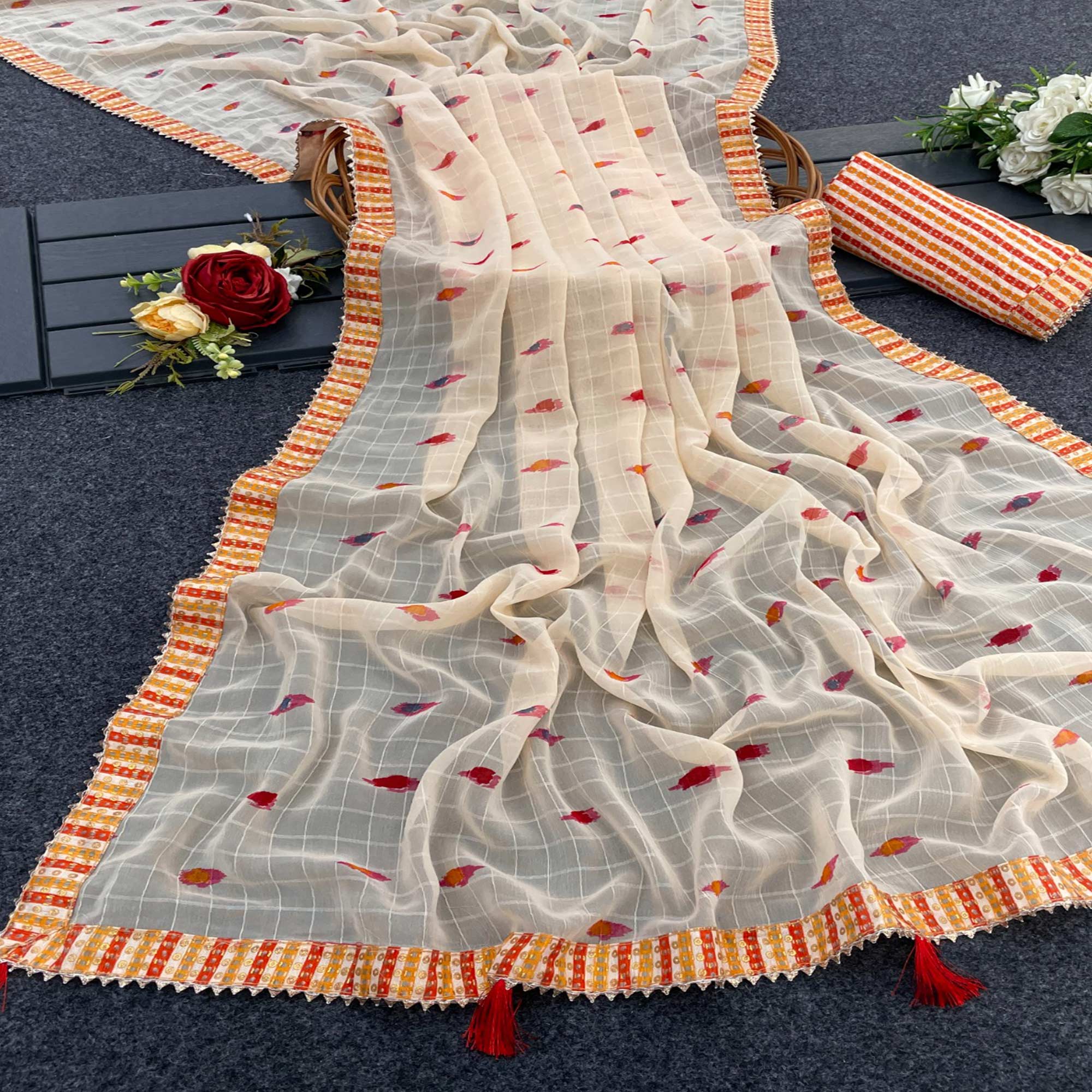 Peachmode Cream Woven With Digital Printed Georgette Saree