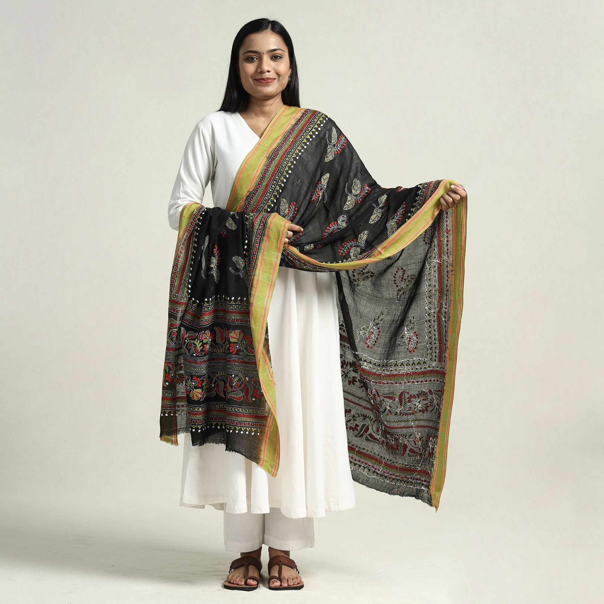 KHUSHBASH - HAPPY LOOM OF EAST Black - Bolpur Kantha Embroidery Cotton Handloom Dupatta with Tassels - view 2