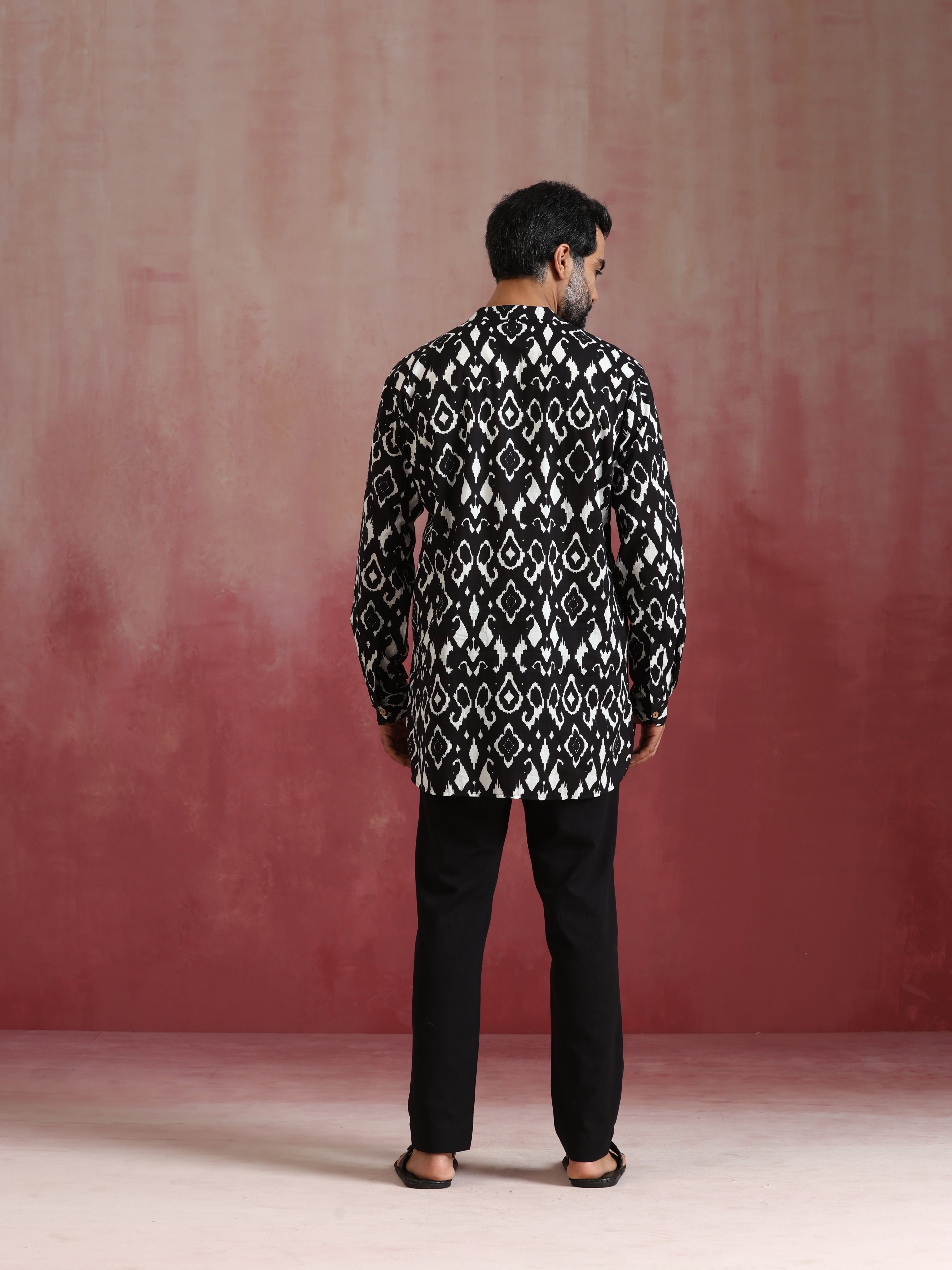 trueBrowns Men's Black Ikat Co-ord Set - view 8